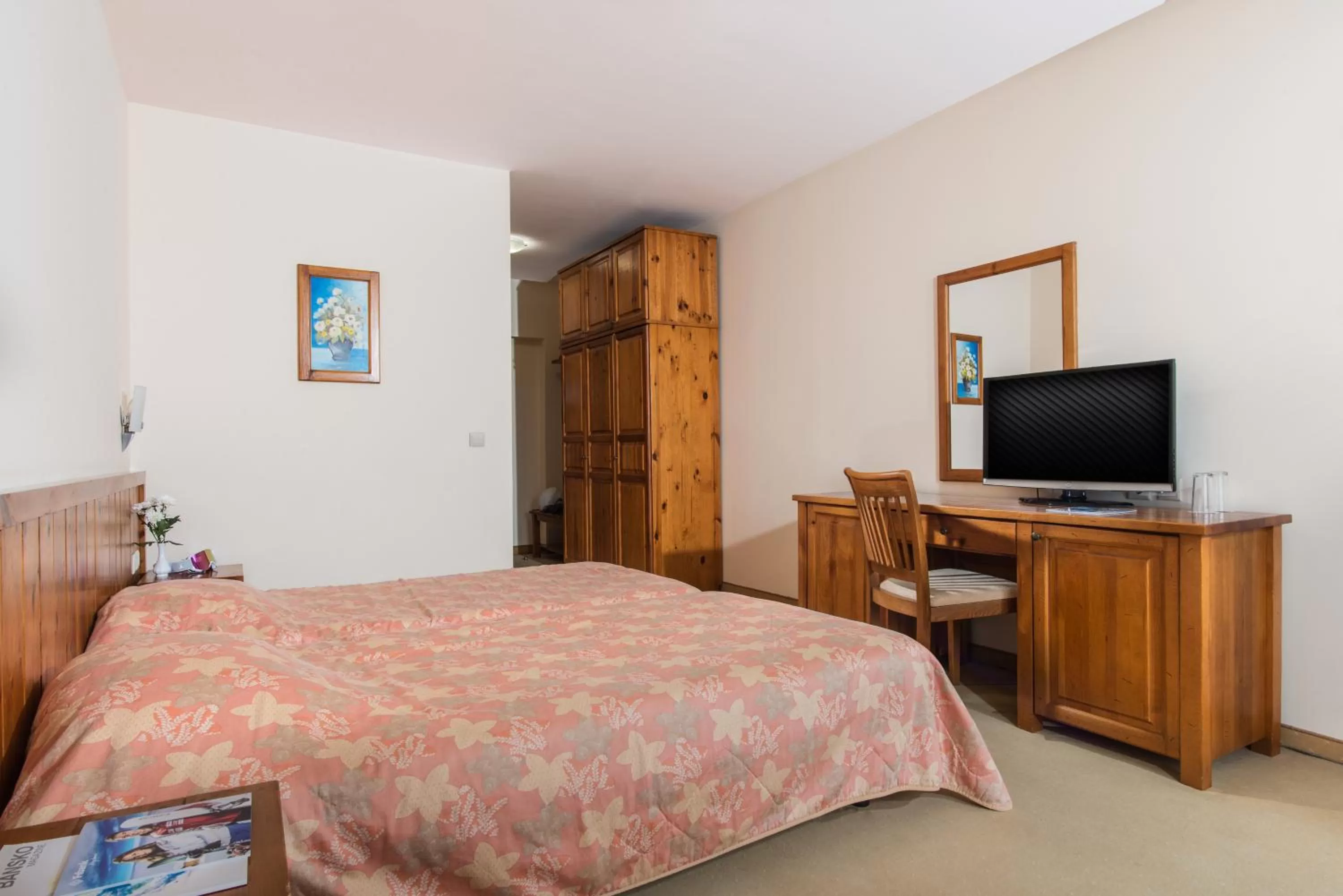 Twin Room (2 Adults + 1 Child) - Relax Center Access in Mura Hotel