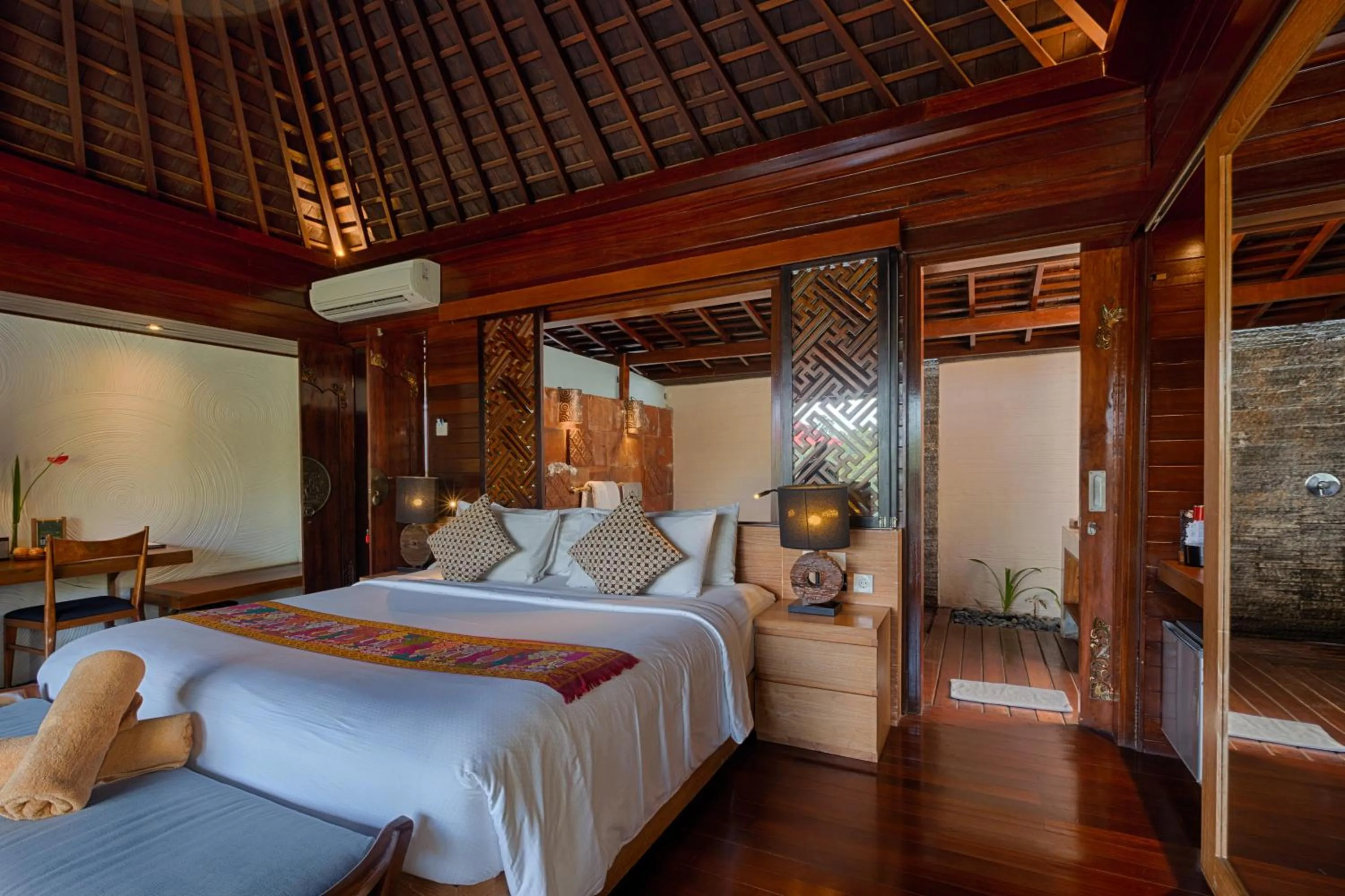 Deluxe  Villa with Private Pool in Black Penny Villas Ubud