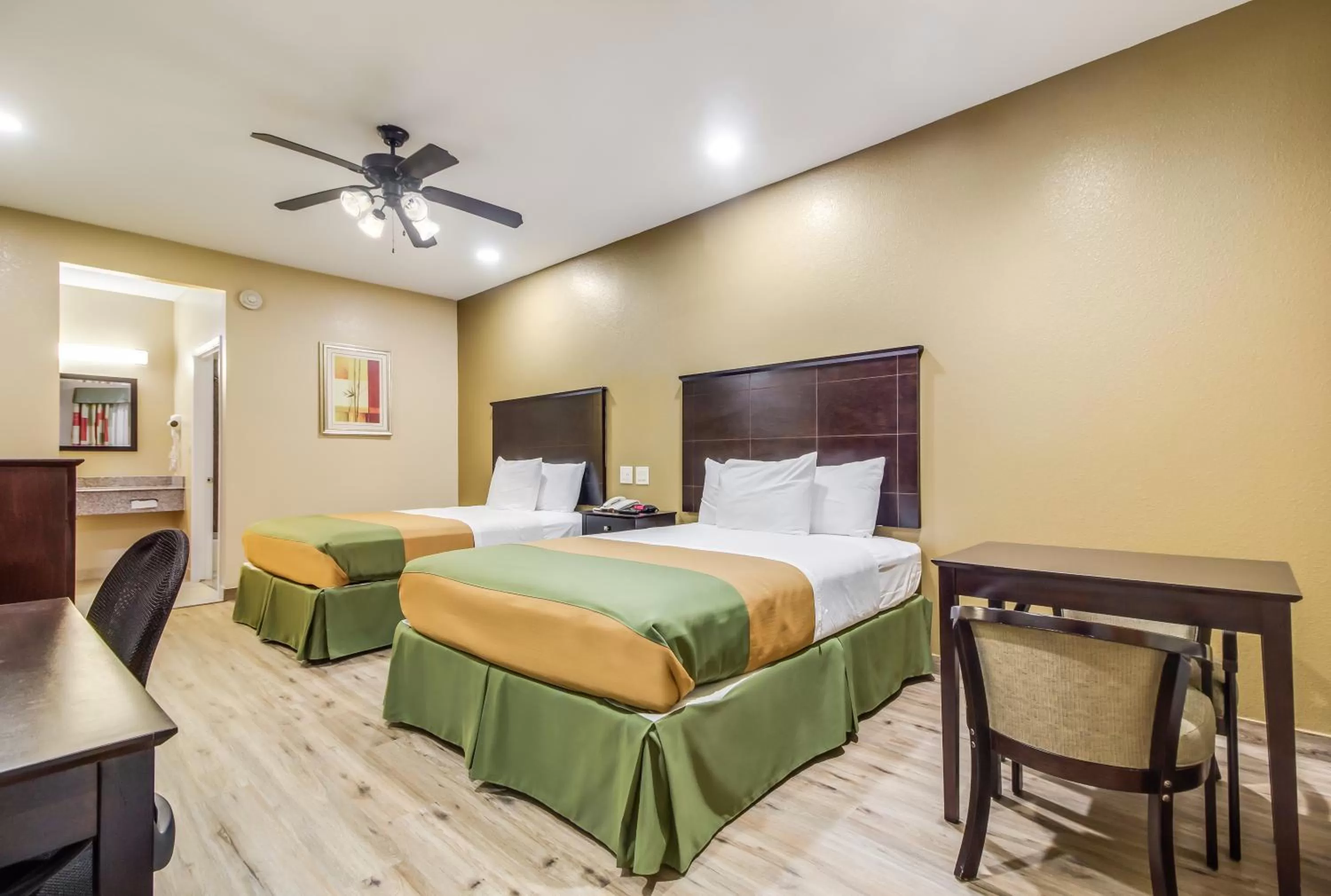 Queen Room with Two Queen Beds in Americas Best Value Inn & Suites Tomball