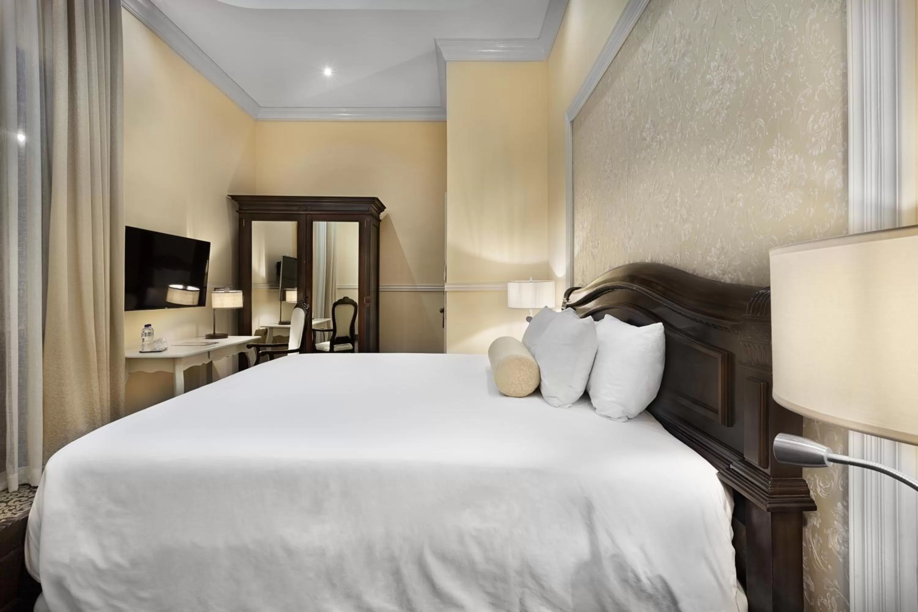 Mar - King premium historic room  in Hotel la Perla Leon