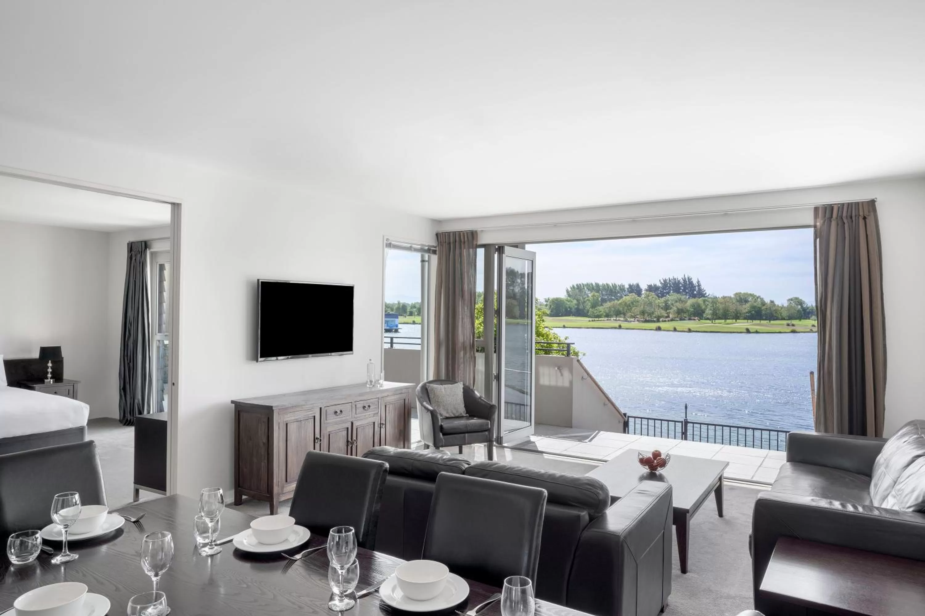 Three-Bedroom Quay Villa in Peppers Clearwater Resort