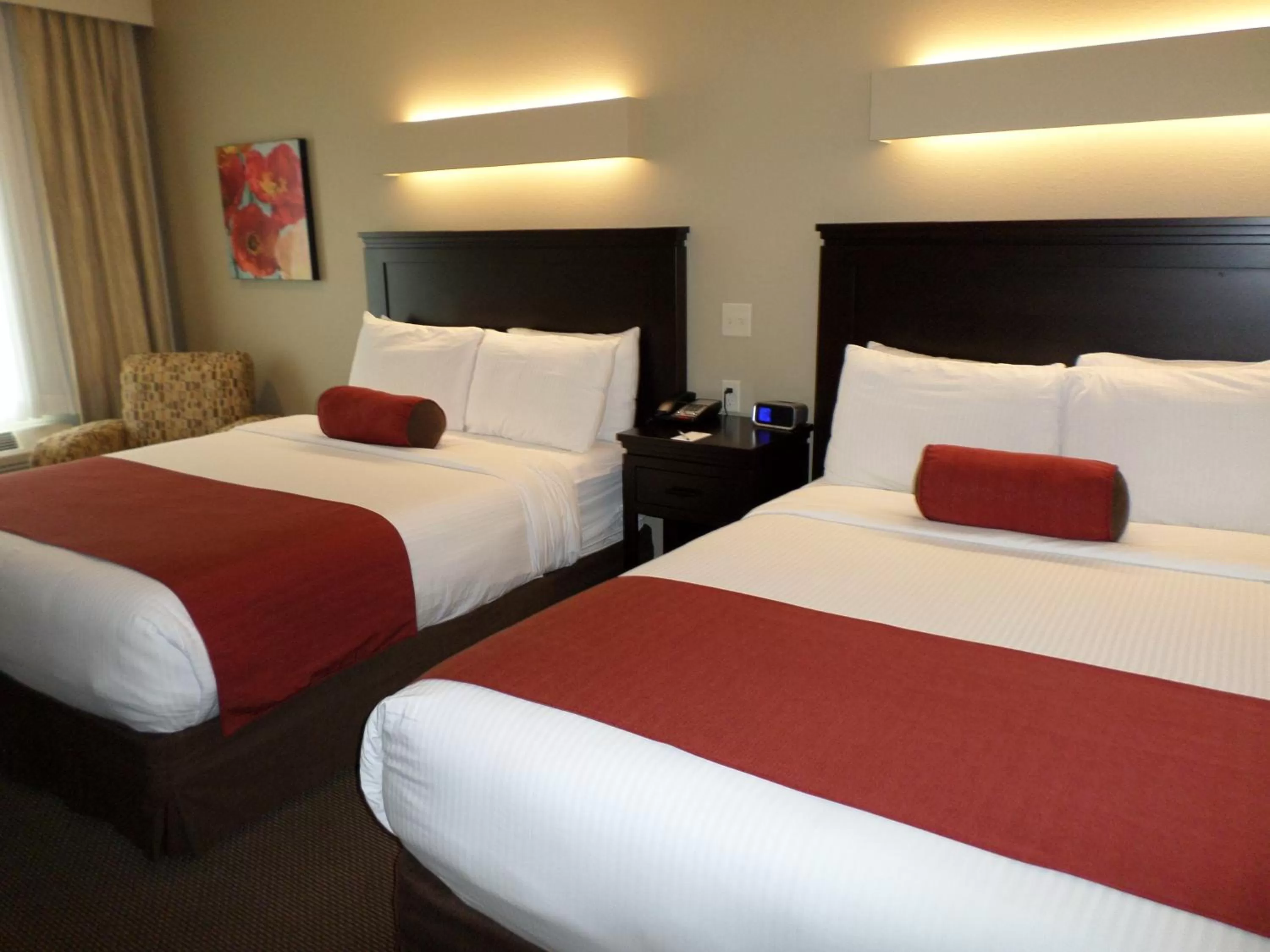 Deluxe Queen Room with Two Queen Beds in Berlin Grande Hotel
