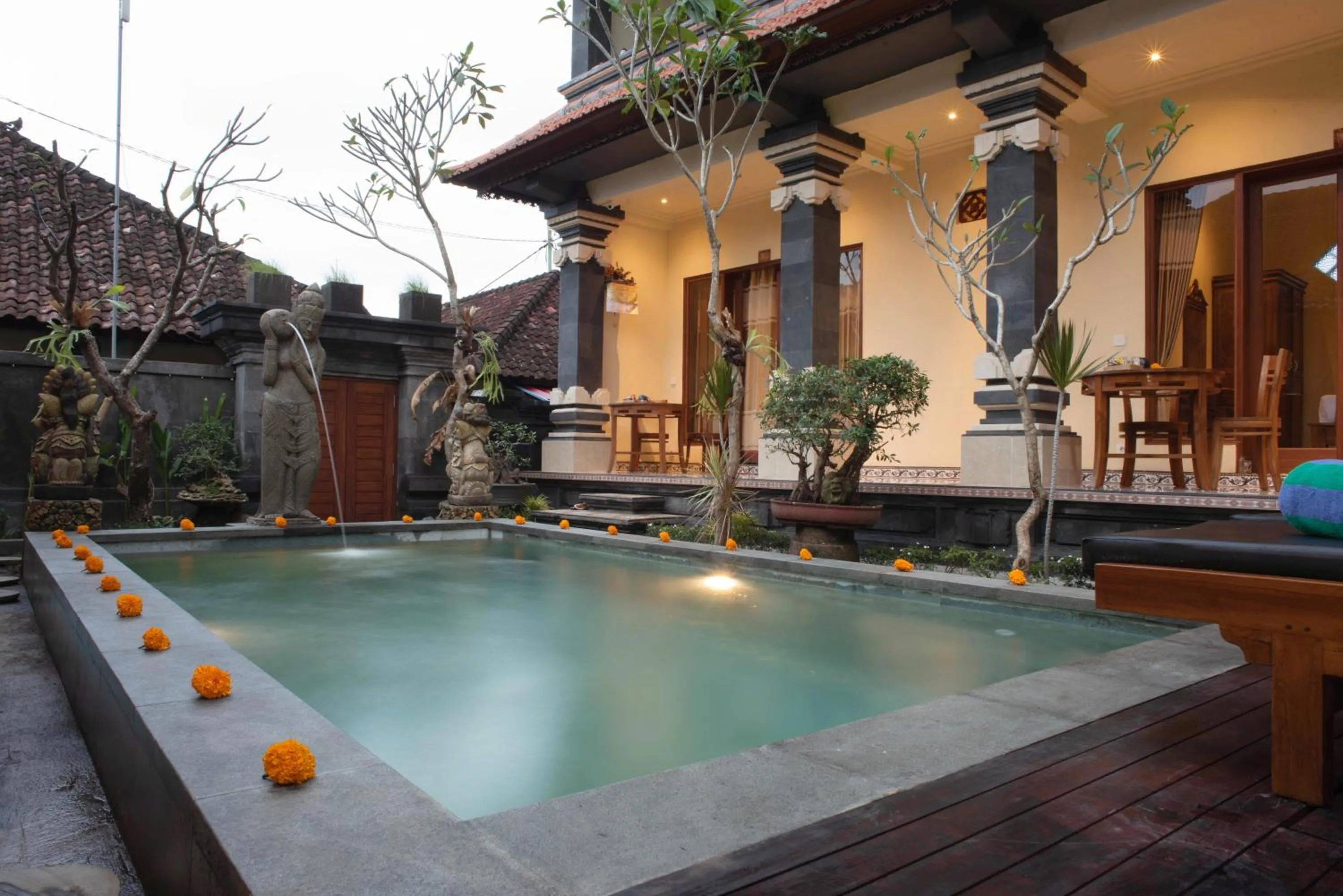 Superior Twin Room in Suparsa's Homestay