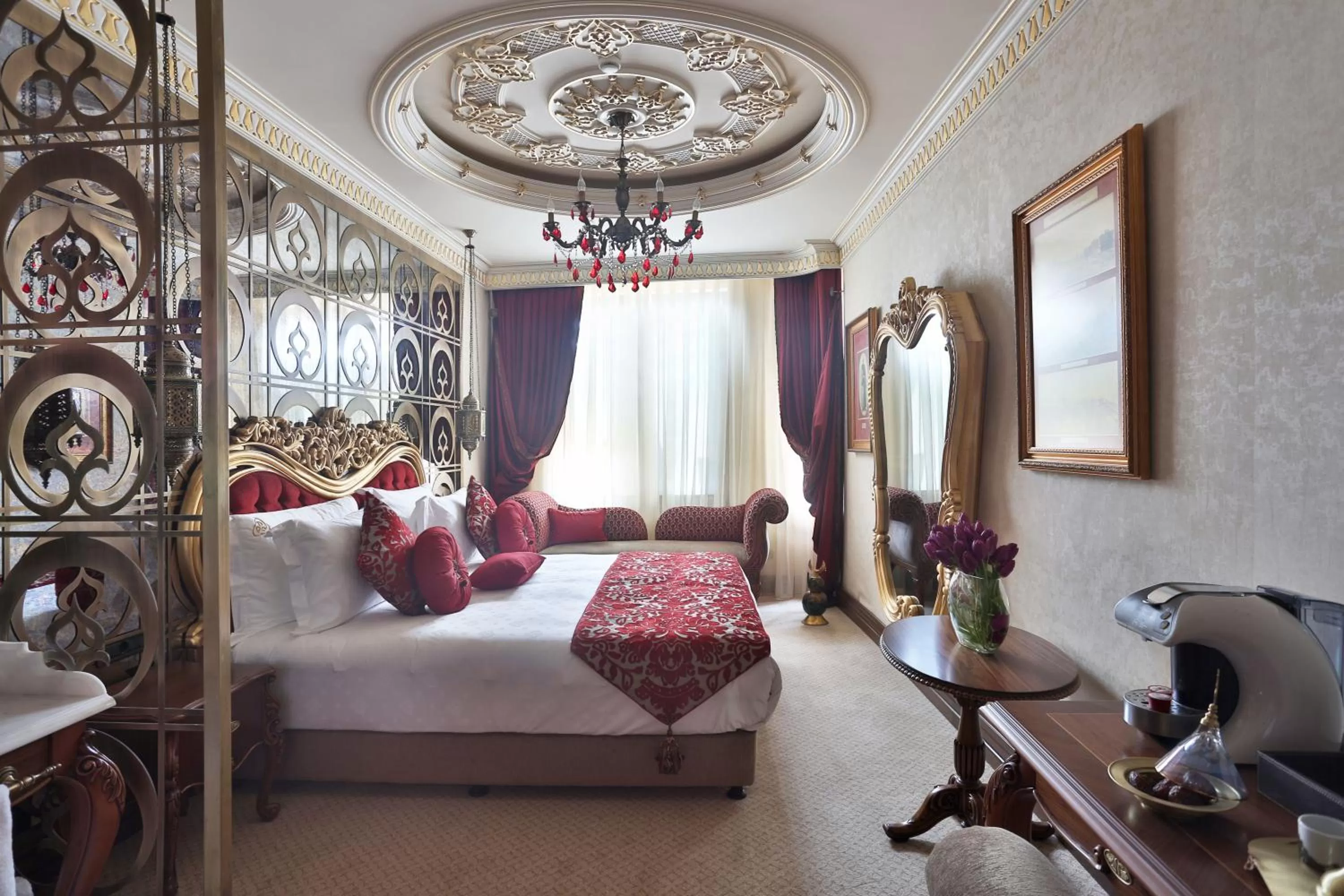 Superior Room with Golden Horn View in Daru Sultan Hotels Galata