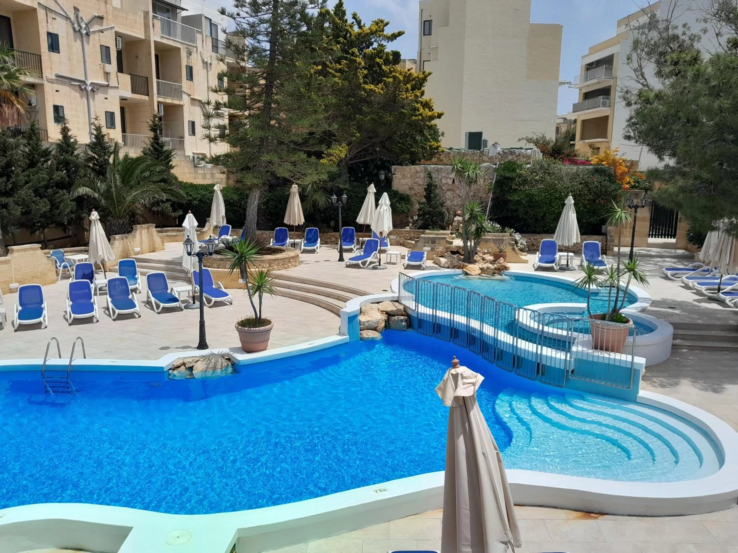 Cornucopia Hotel