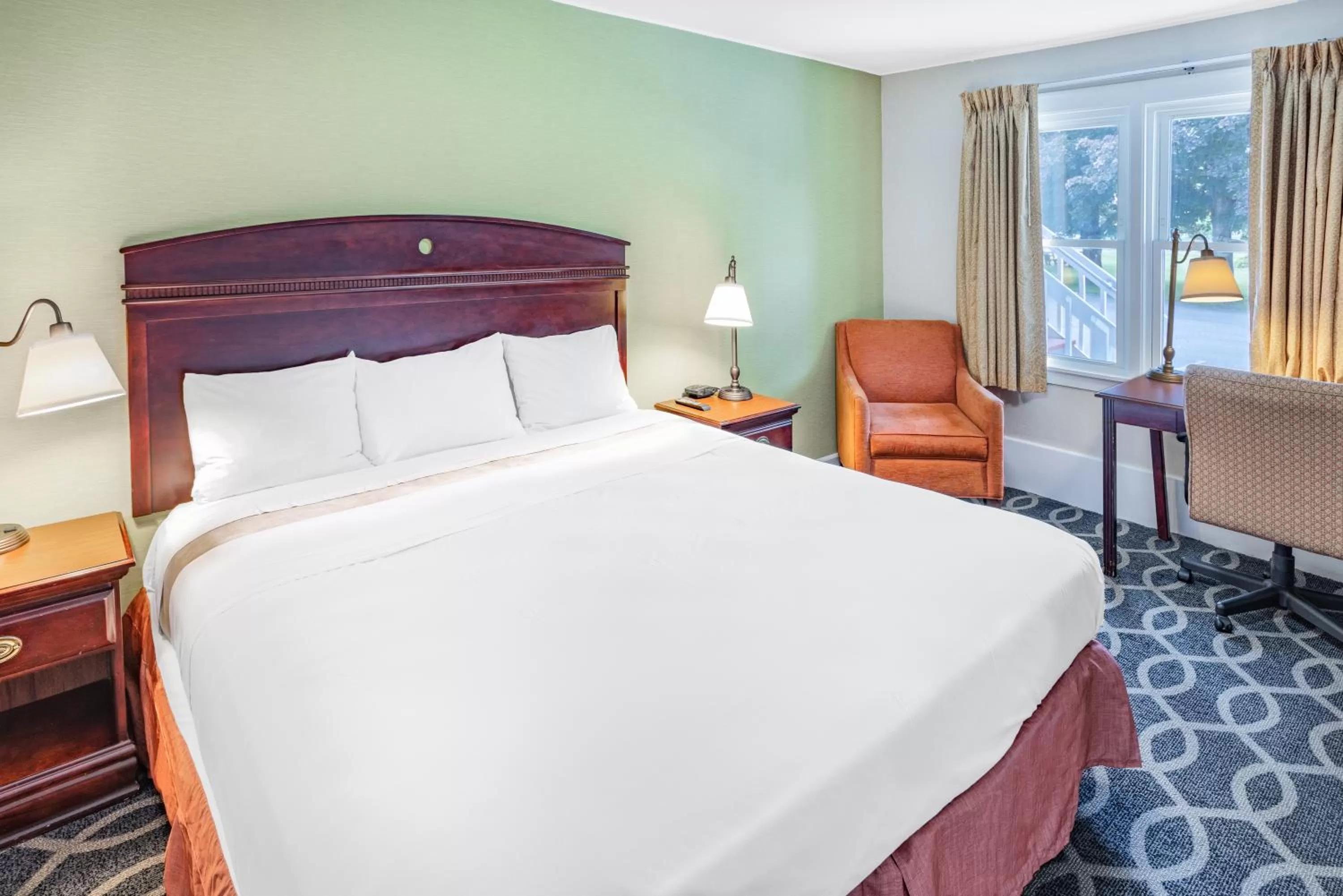 King Room - Non-Smoking in Travelodge by Wyndham Great Barrington Berkshires