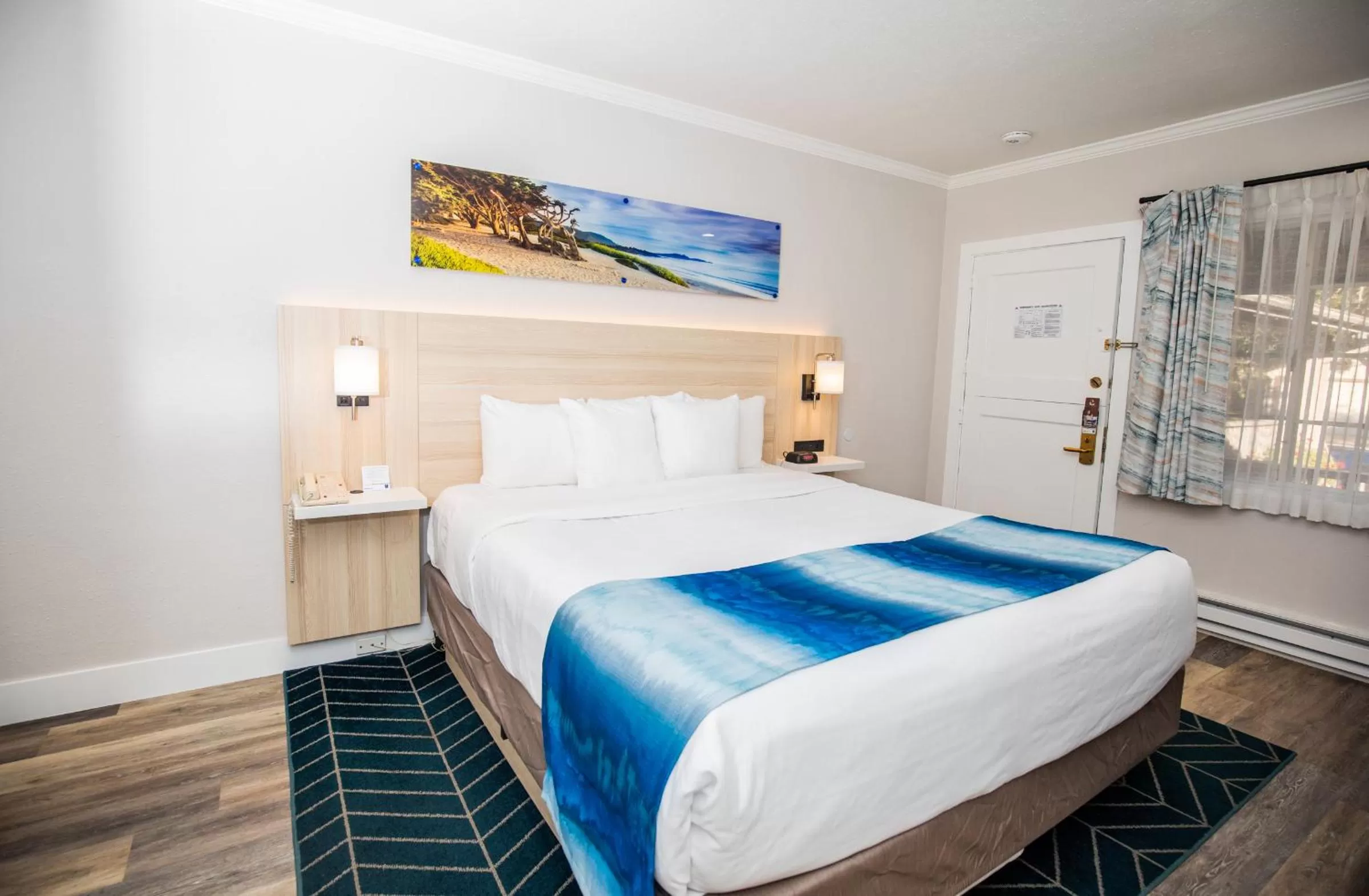 King Room - Non-Smoking in Comfort Inn Carmel By the Sea