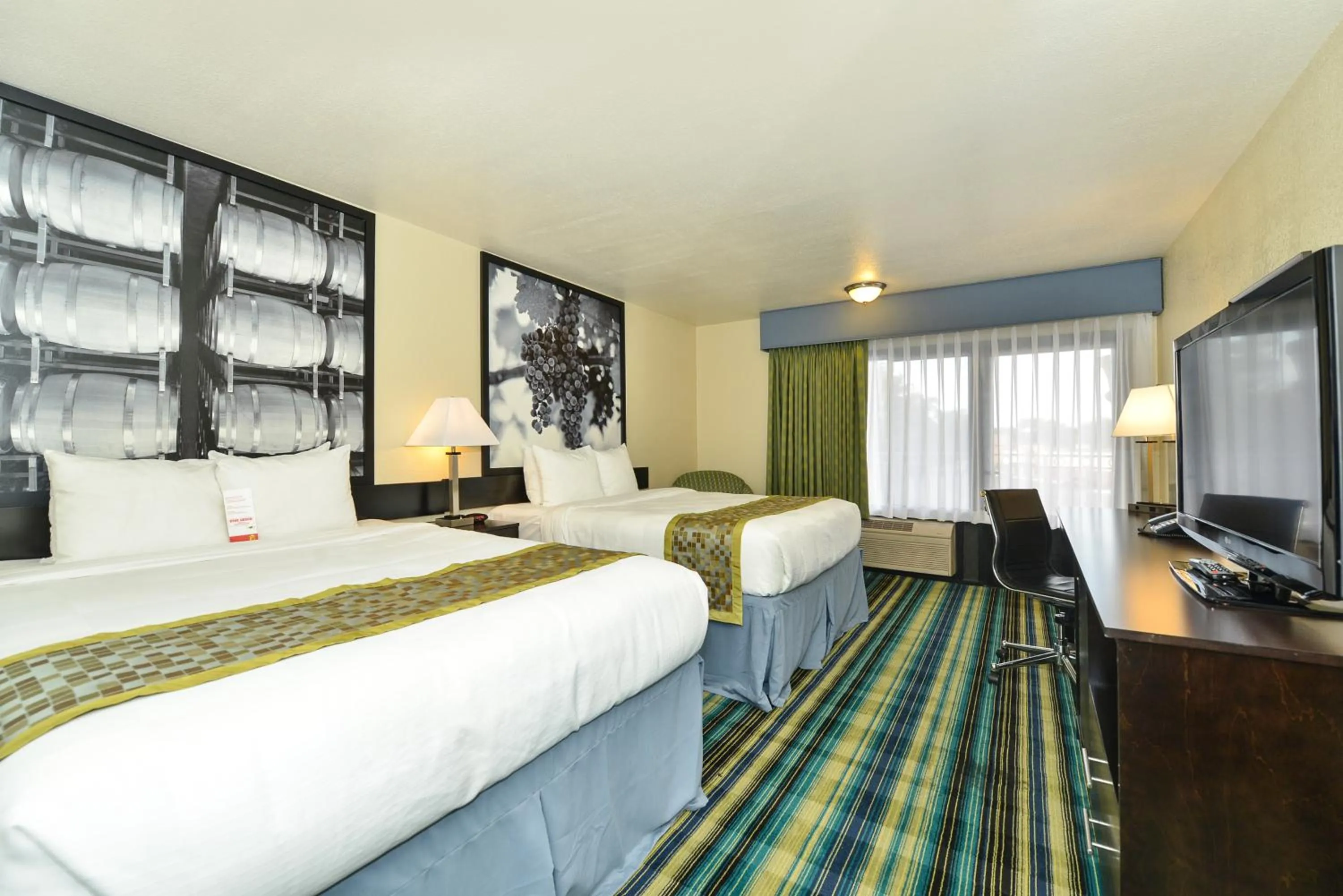 Queen Room with Two Queen Beds - Non-Smoking in Super 8 by Wyndham Vallejo/Napa Valley