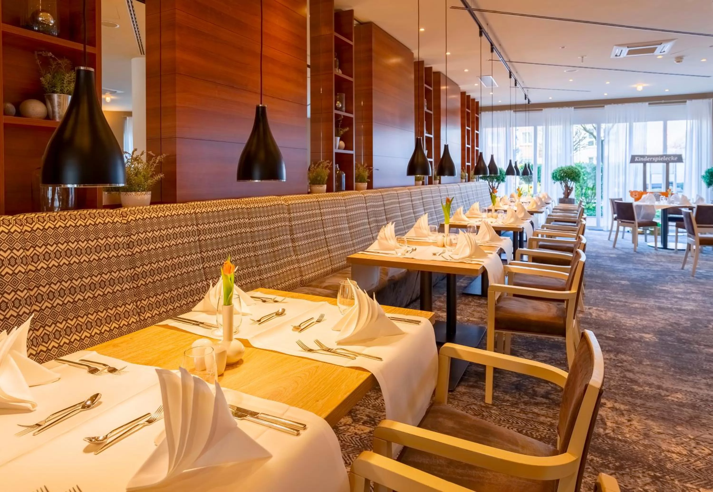Restaurant/places to eat in Best Western Premier IB Hotel Friedberger Warte