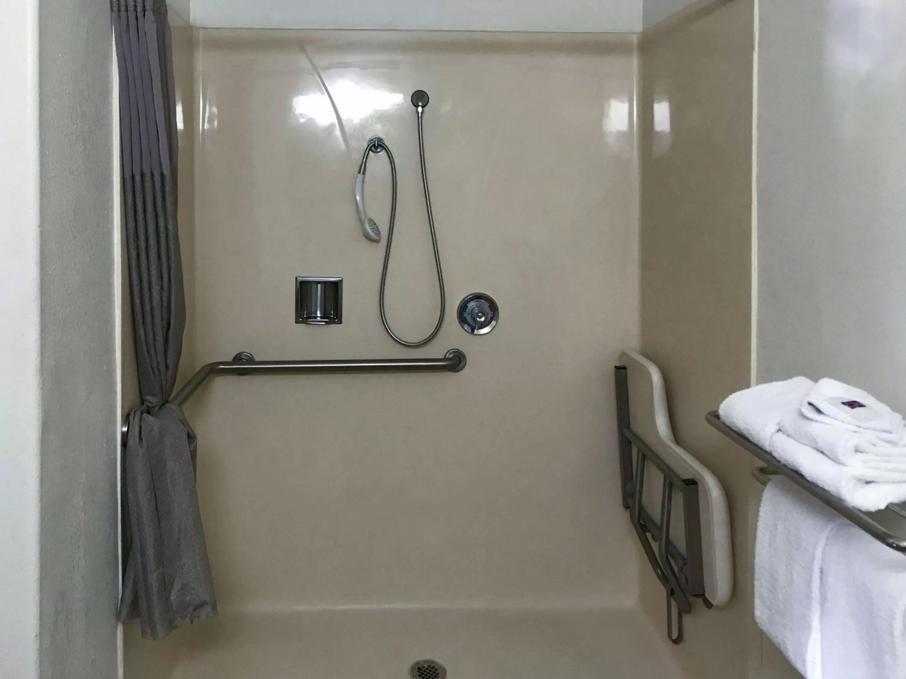Quadruple Room - single occupancy - Disability Access - Roll in Shower in Motel 6-Visalia, CA