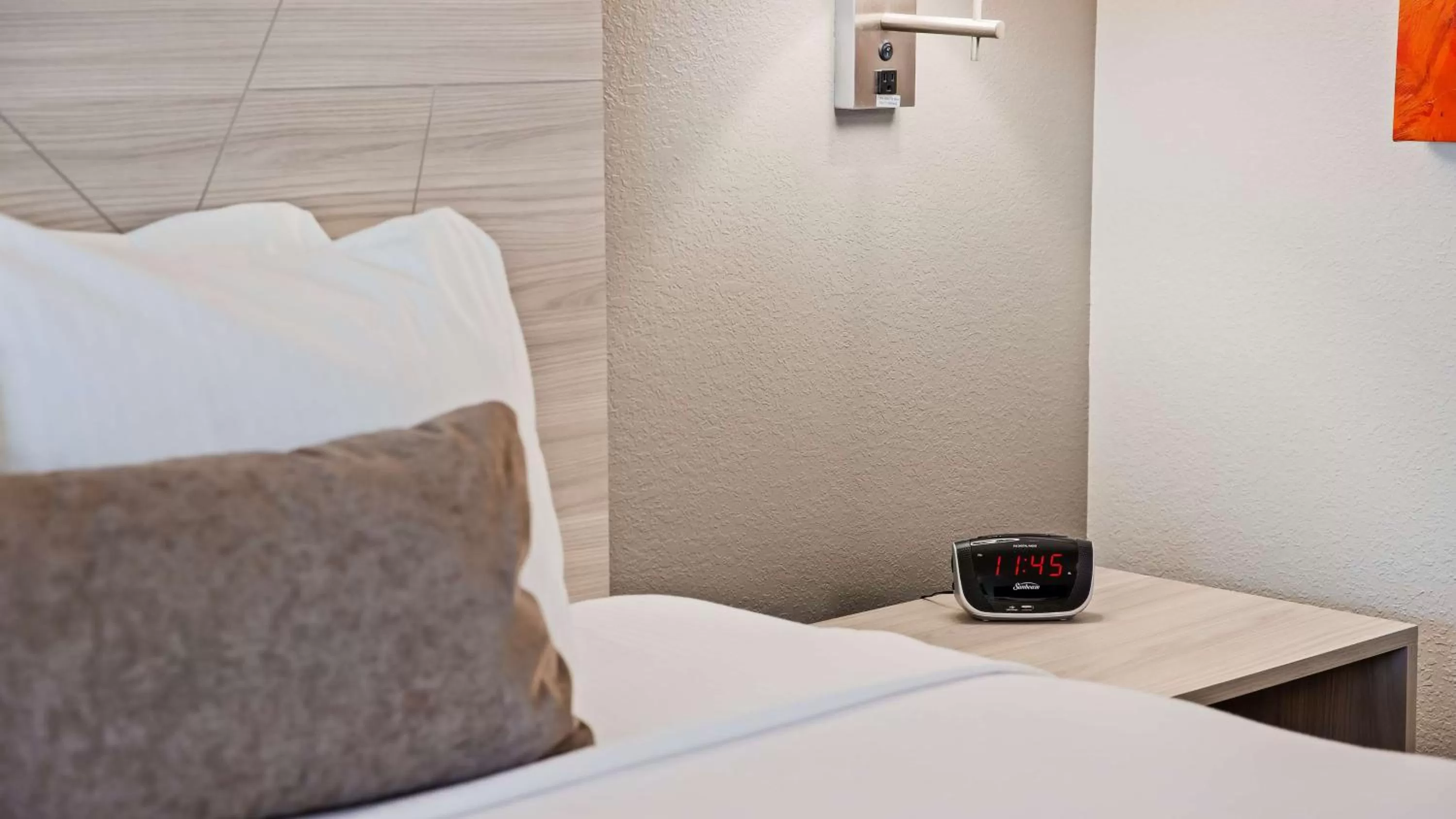 King Room with Roll-In Shower and sofa bed - Disability Access in Best Western Plus Lake City