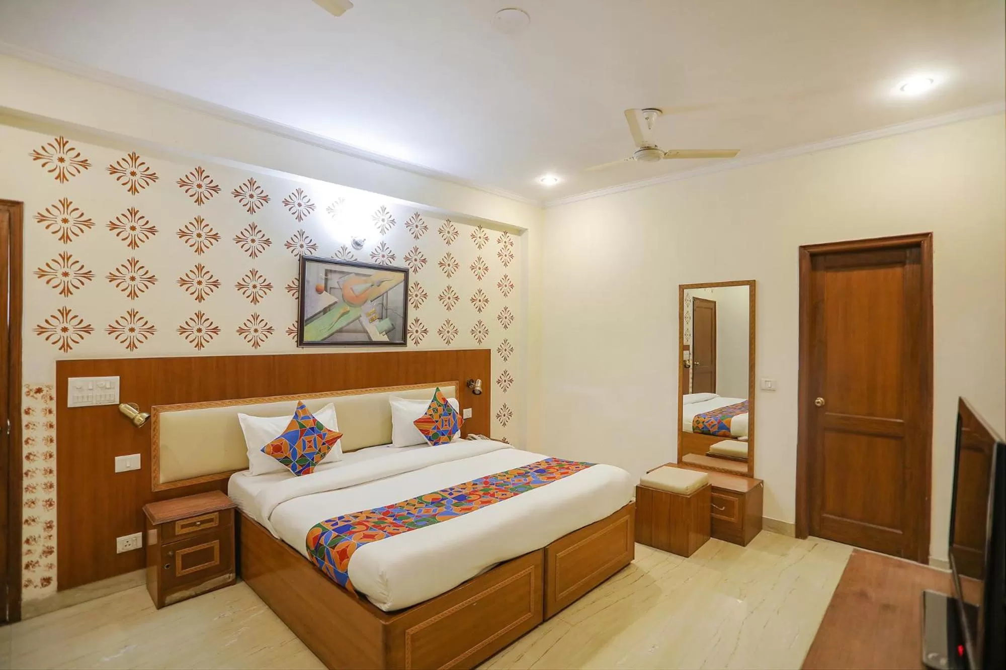 FabExpress Global Inn New