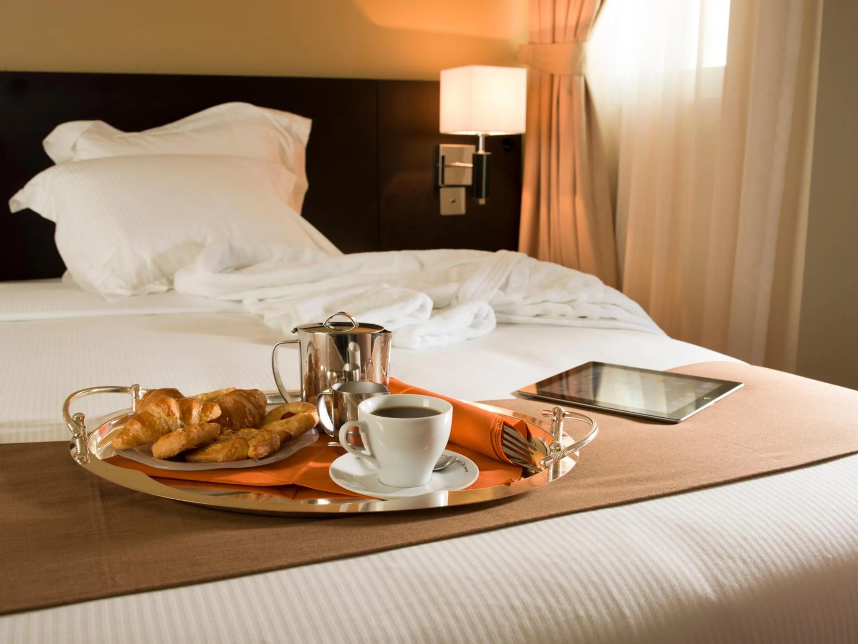 Executive One-Bedroom Apartment in The Apartments, Dubai World Trade Centre Hotel Apartments