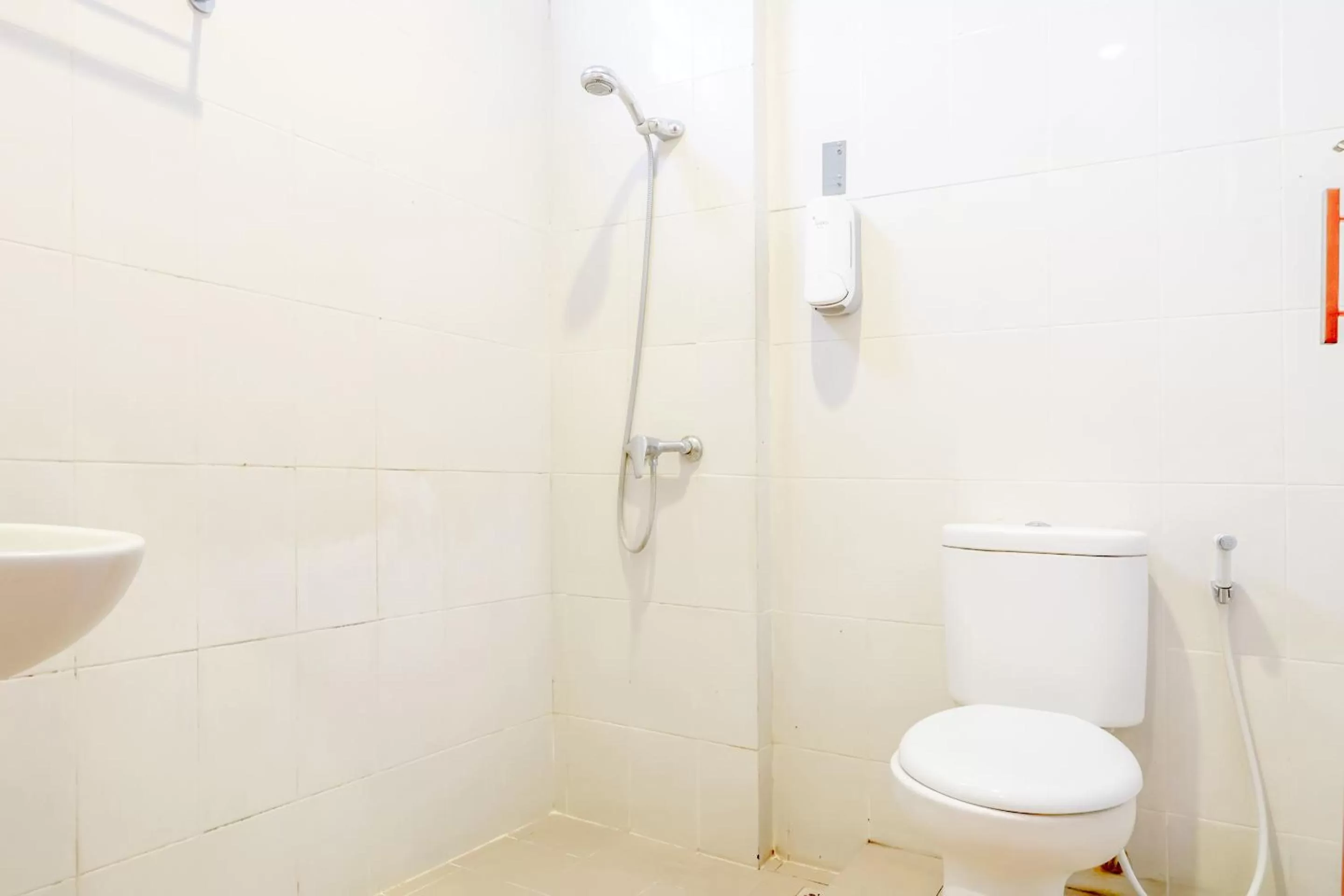 Standard Twin Room in Catur Adi Putra