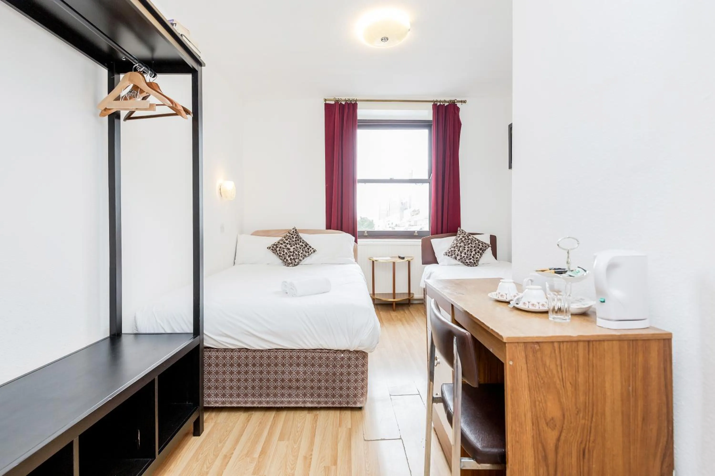 Quadruple Room with Private Bathroom in Russell Square Hotel