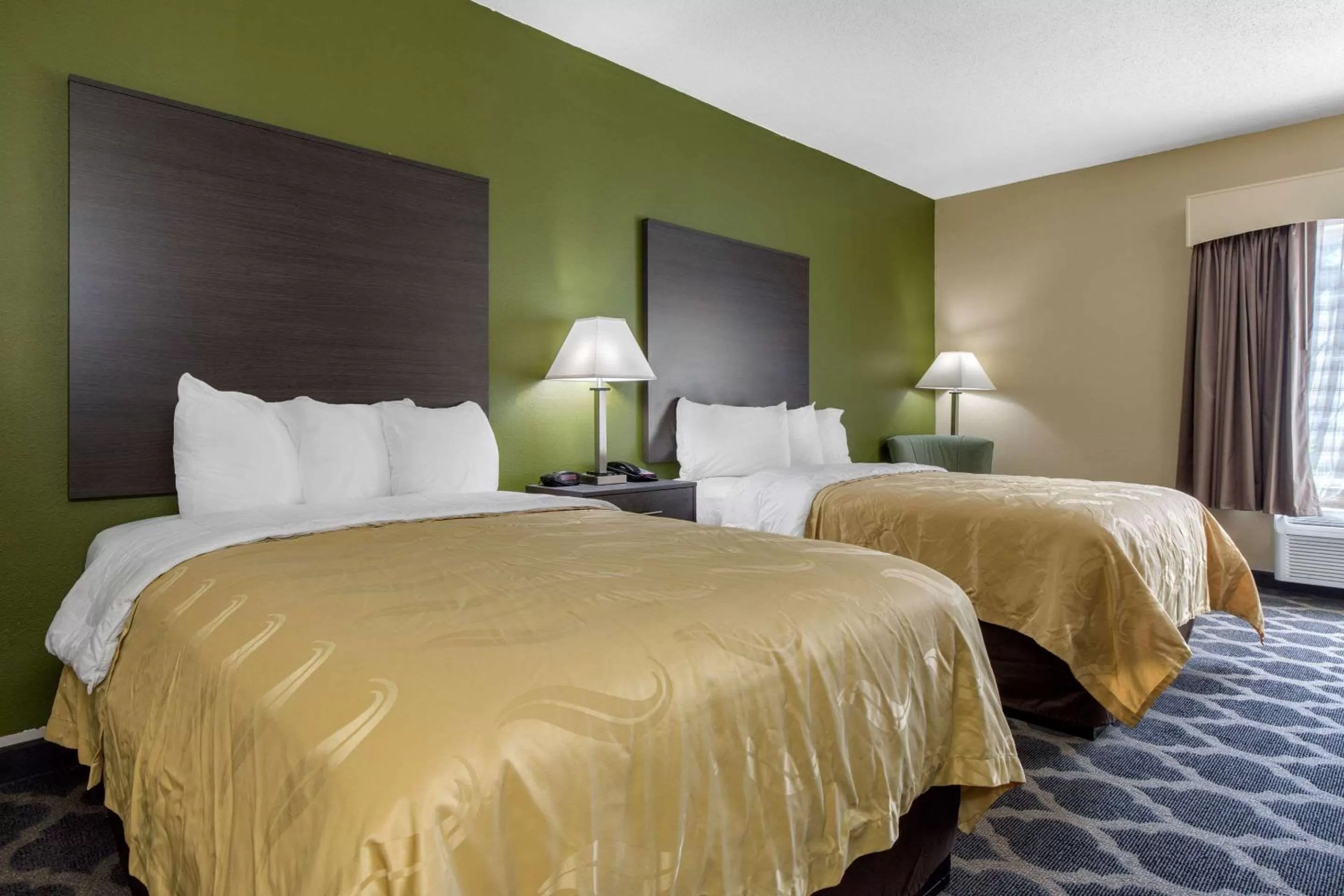 Double Room with Two Double Beds - Non-Smoking in Quality Inn