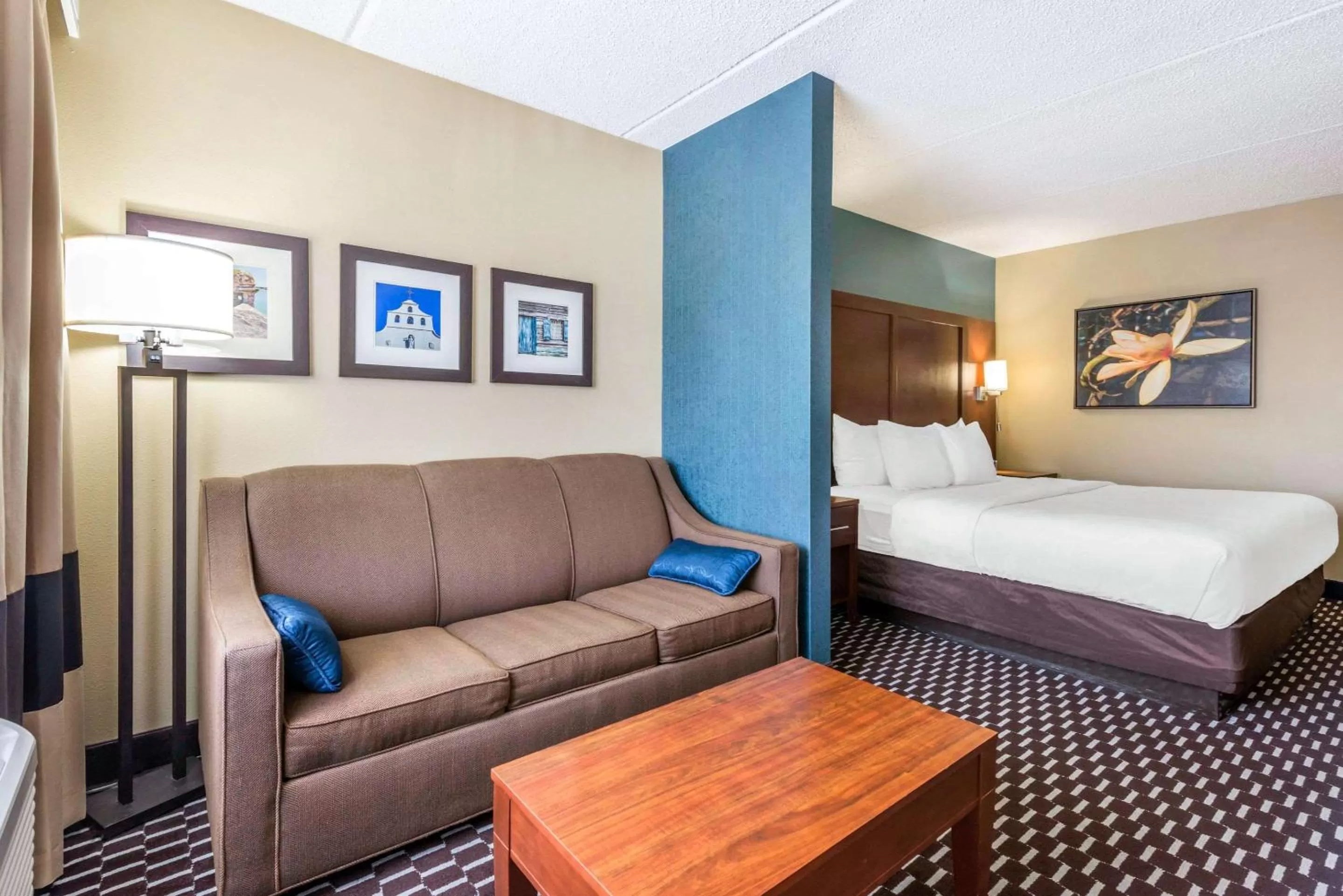 King Suite in Villa Victor, Ascend Hotel Collection