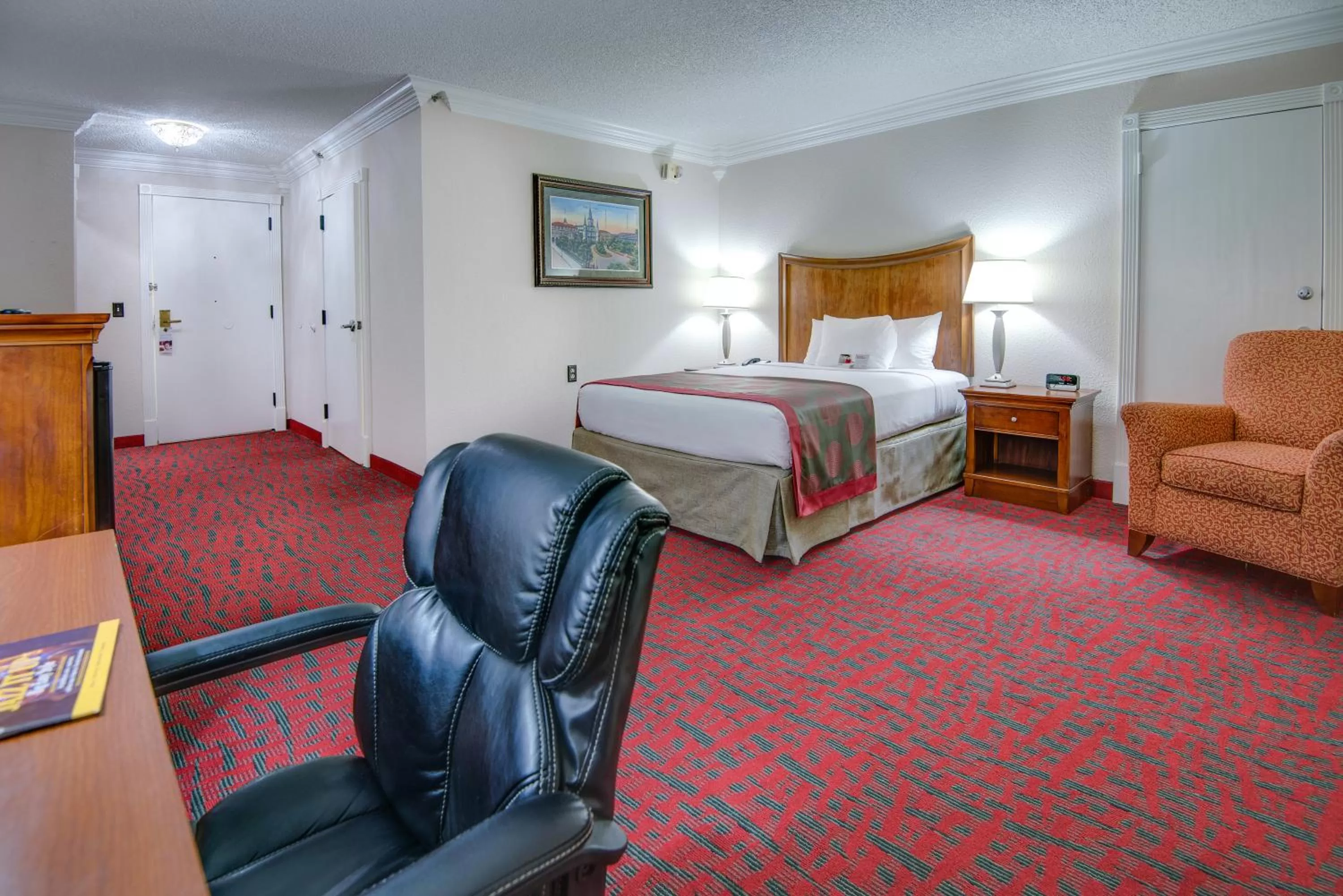 Queen Room - Disability Access - Non-Smoking in Ramada by Wyndham Metairie New Orleans Airport