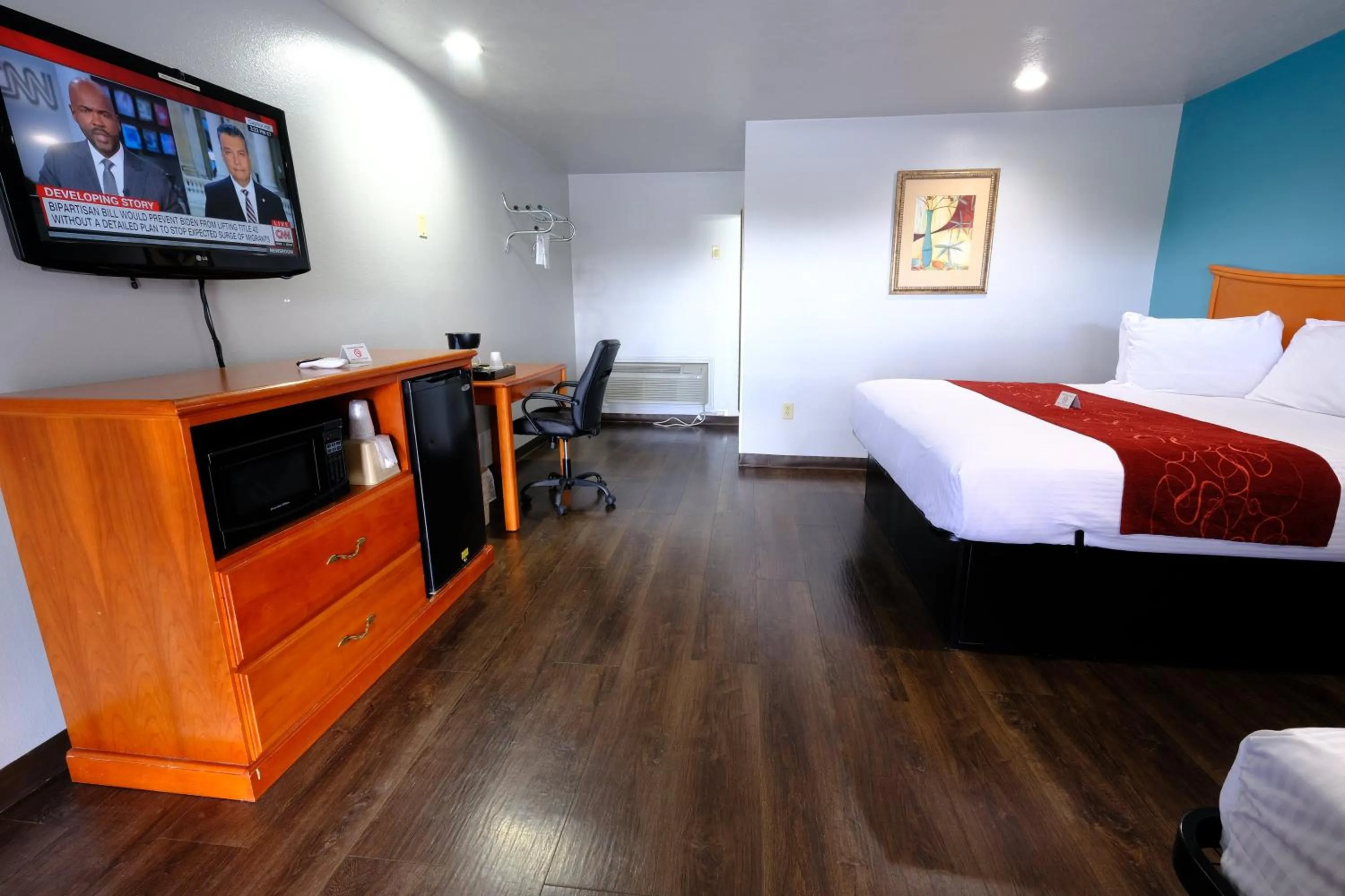 Deluxe Queen Mini Suite - Non-Smoking in M Star Hotel Searcy