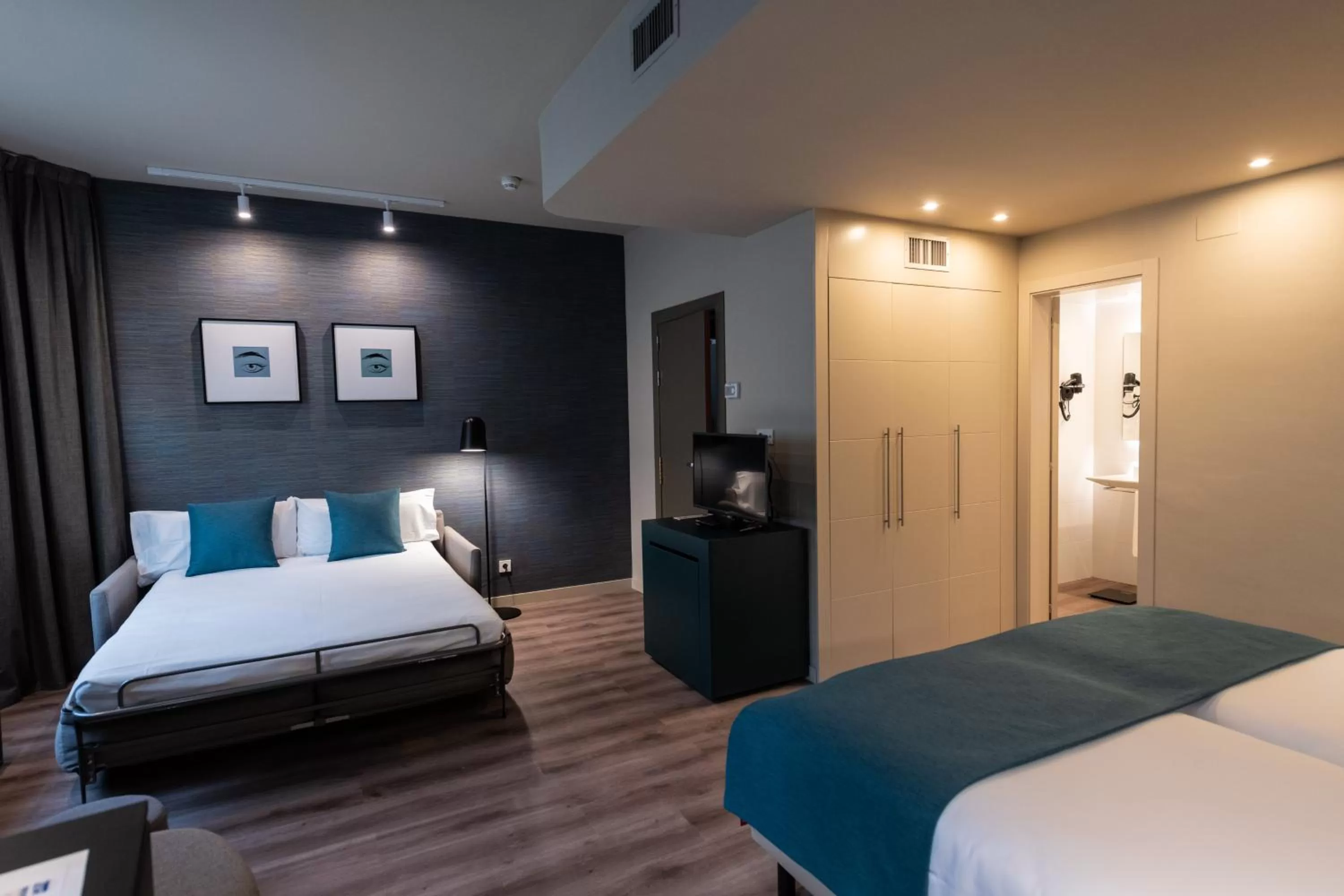 Atenea Rekord Suites Barcelona