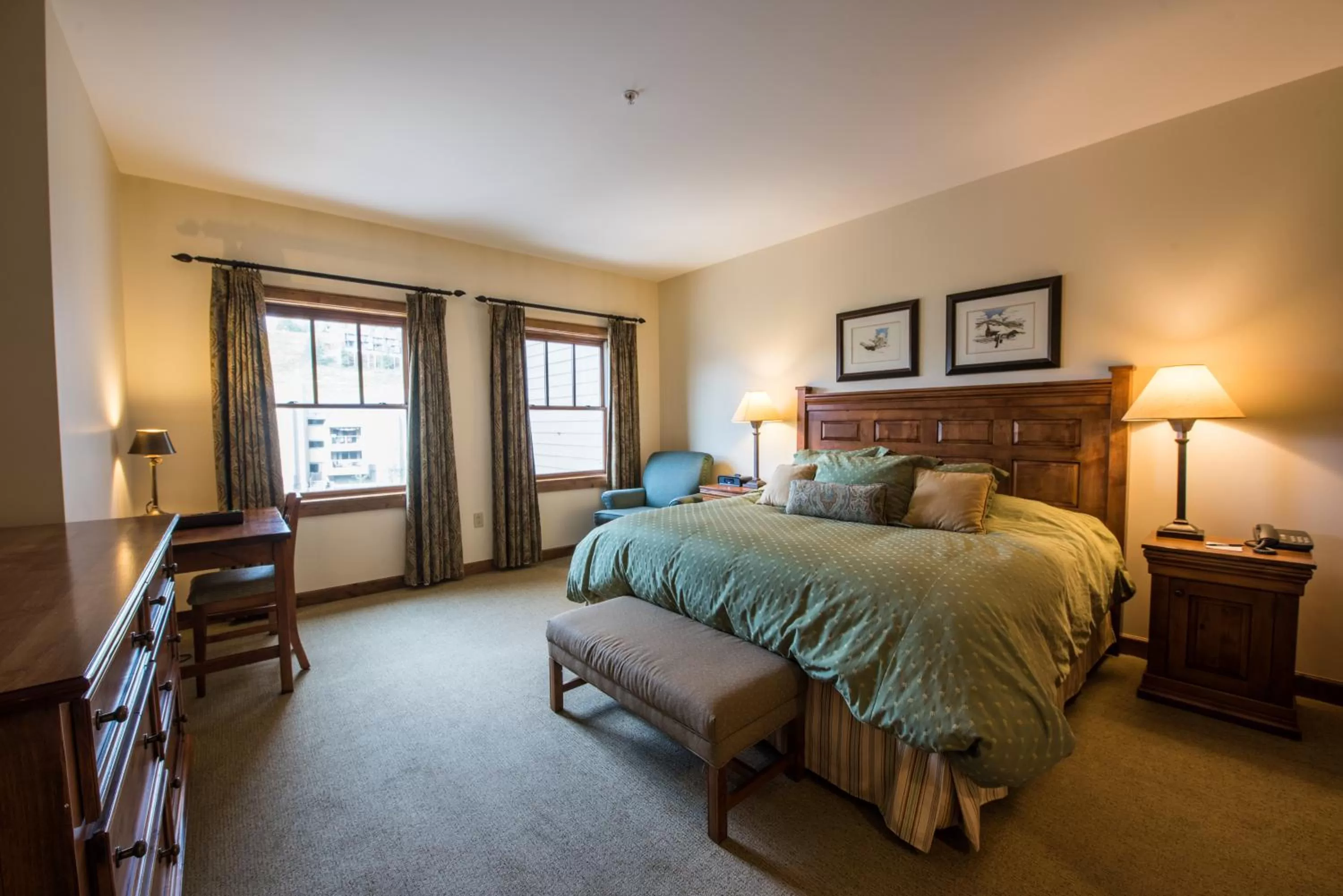 One-Bedroom Apartment in The Lodge at Mountaineer Square