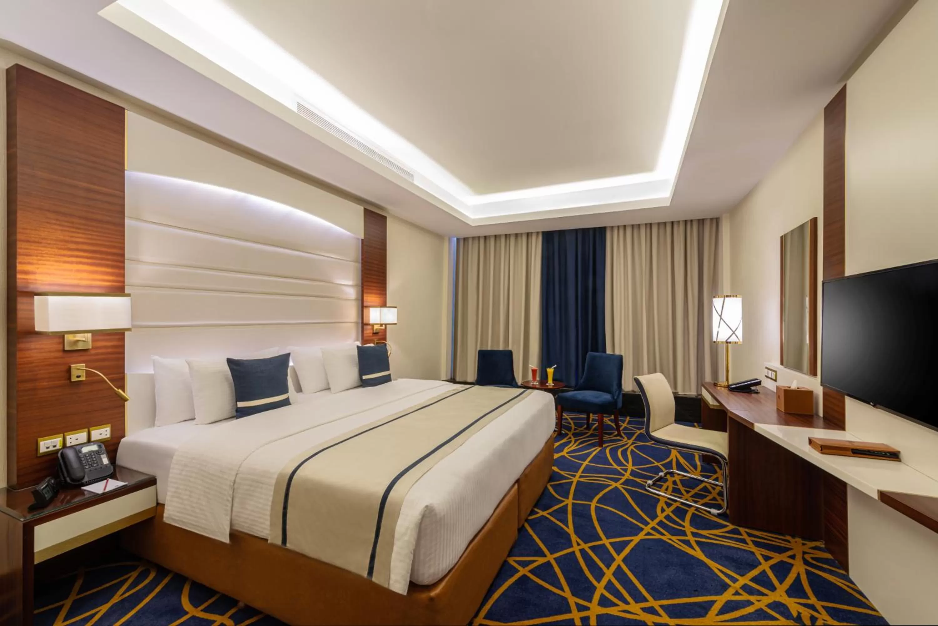 Deluxe Double Room (2 Adults + 1 Child) - single occupancy in Blue Diamond Hotel Jeddah