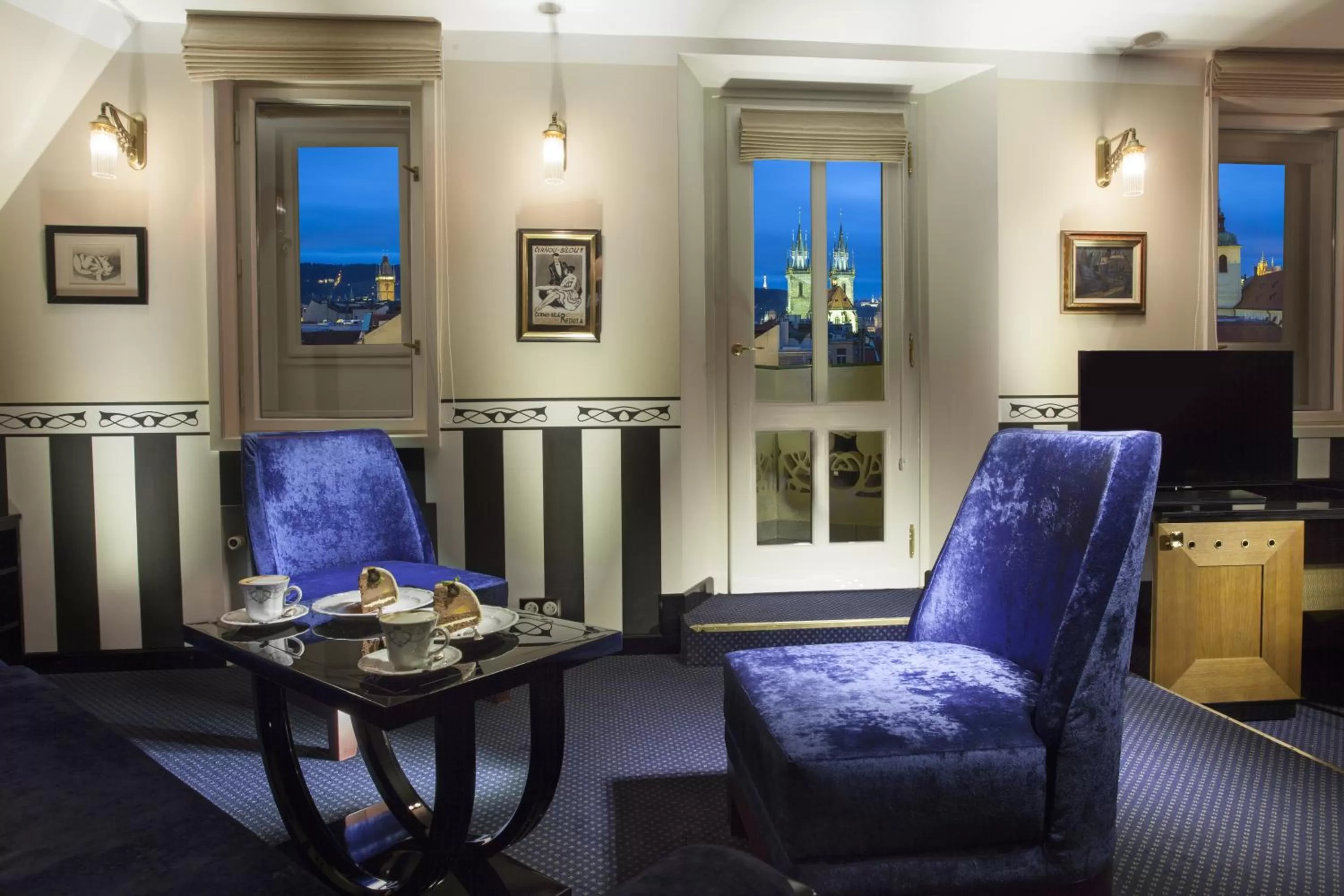 Suite with City View in Hotel Paris Prague