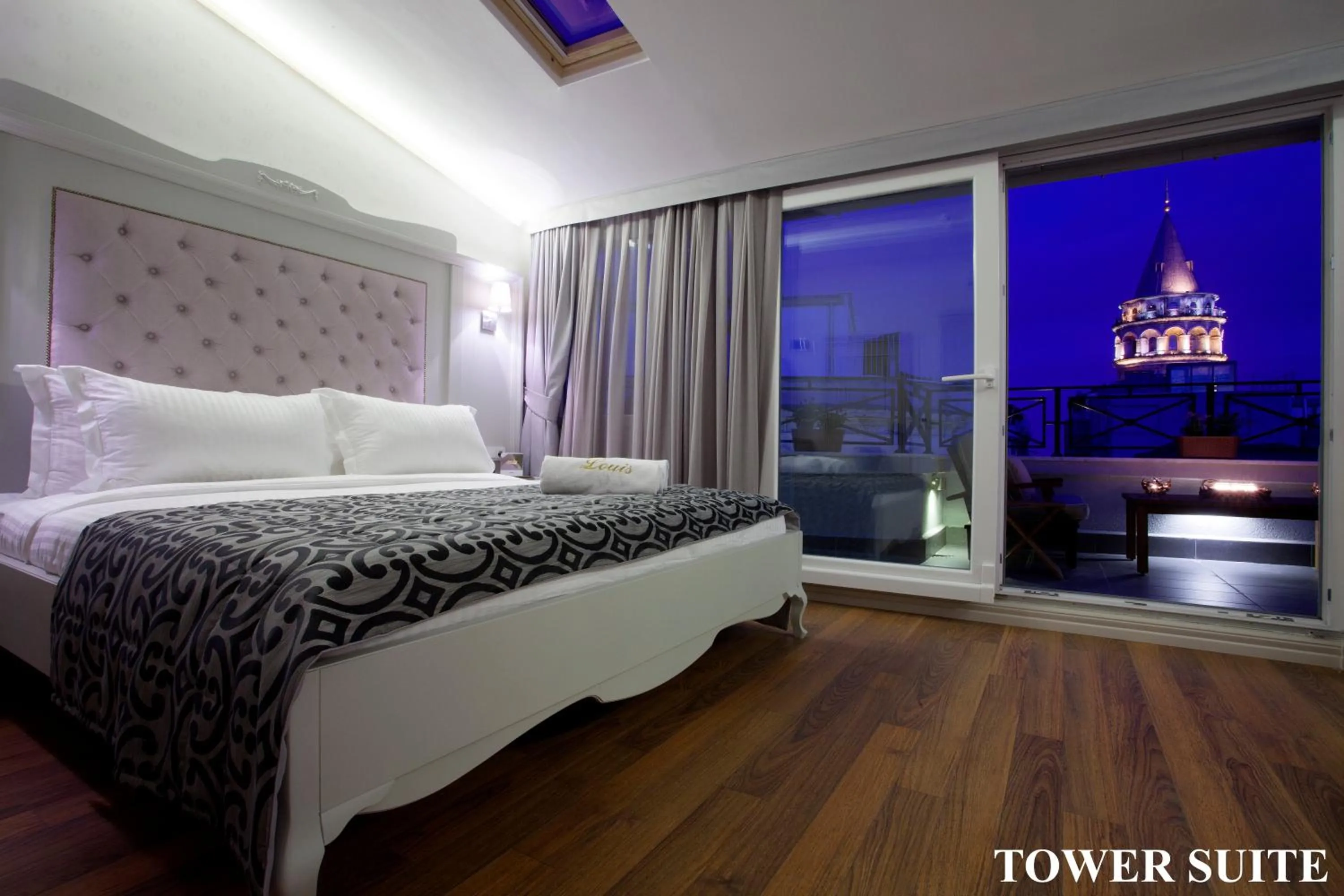 Tower Suite with Terrace in Louis Appartements Galata