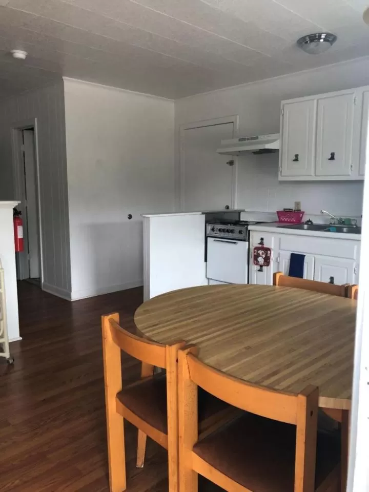 Queen Studio in Swell Motel