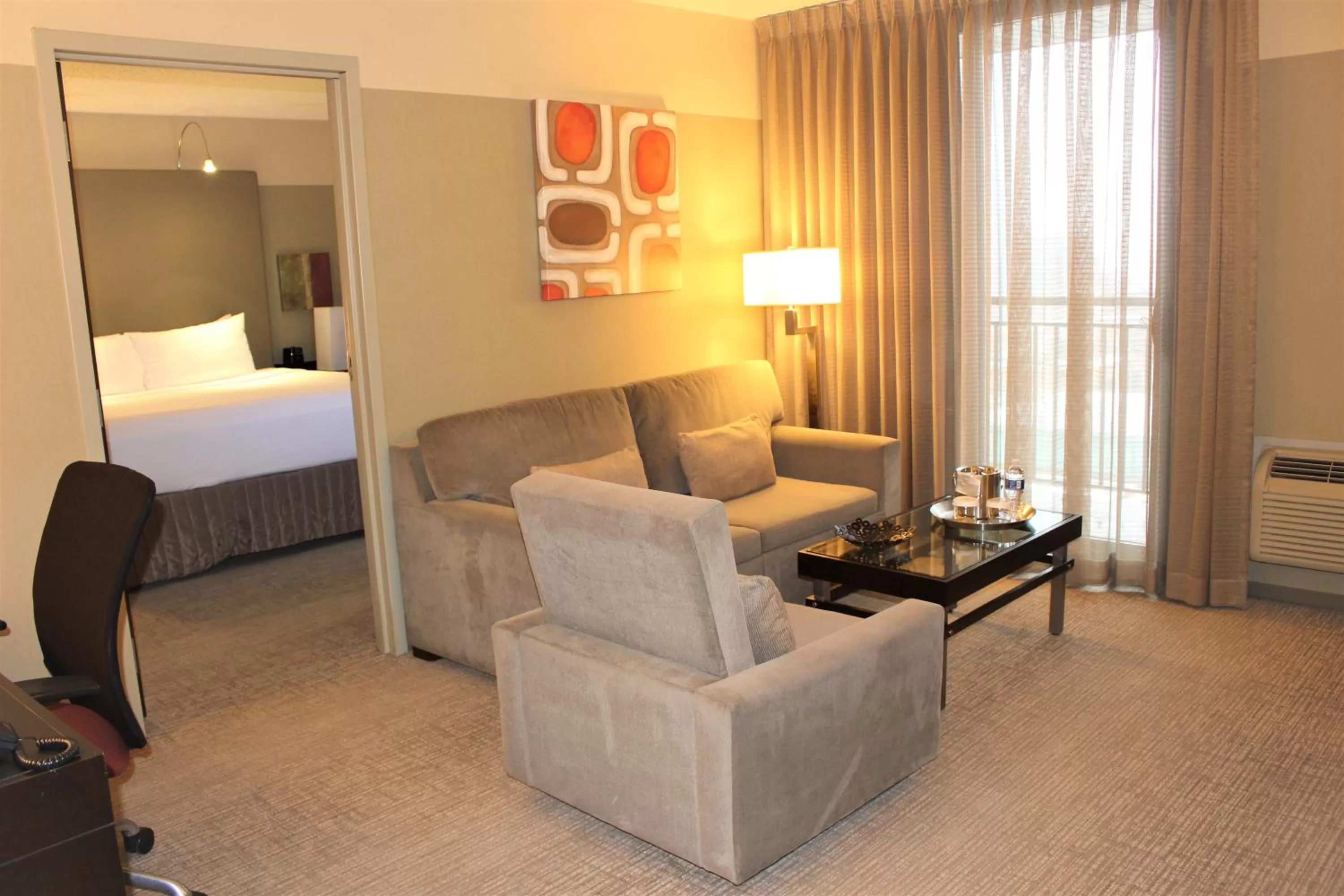 King Suite - Non-Smoking in Crowne Plaza - Chicago West Loop by IHG
