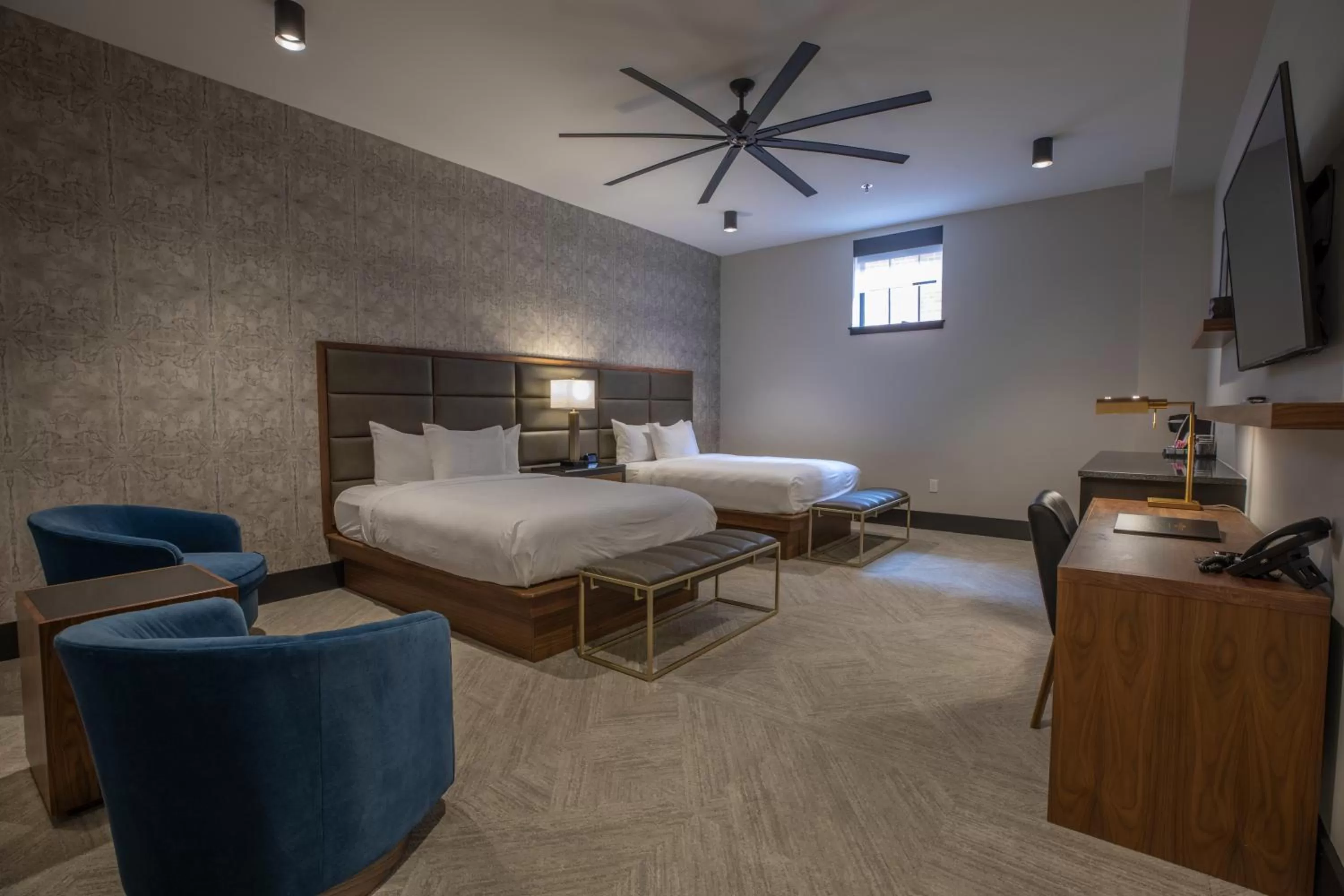 Standard Double Room in The Bee Hotel, Danville