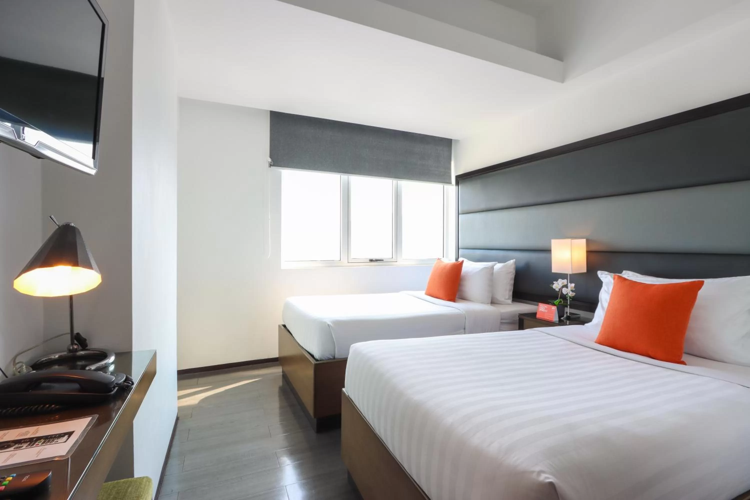 Executive Twin Room in Privato Ortigas