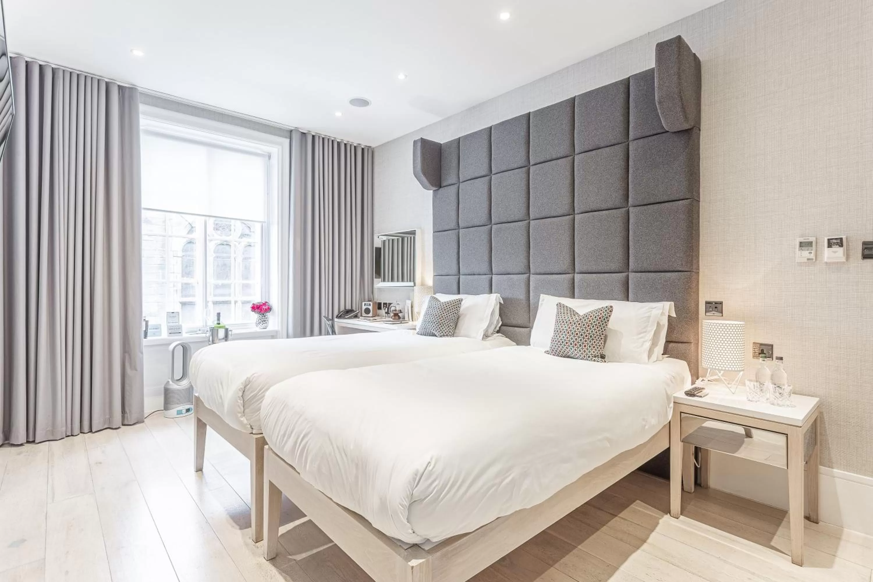 Royal Mile Twin or Double in The Inn on the Mile