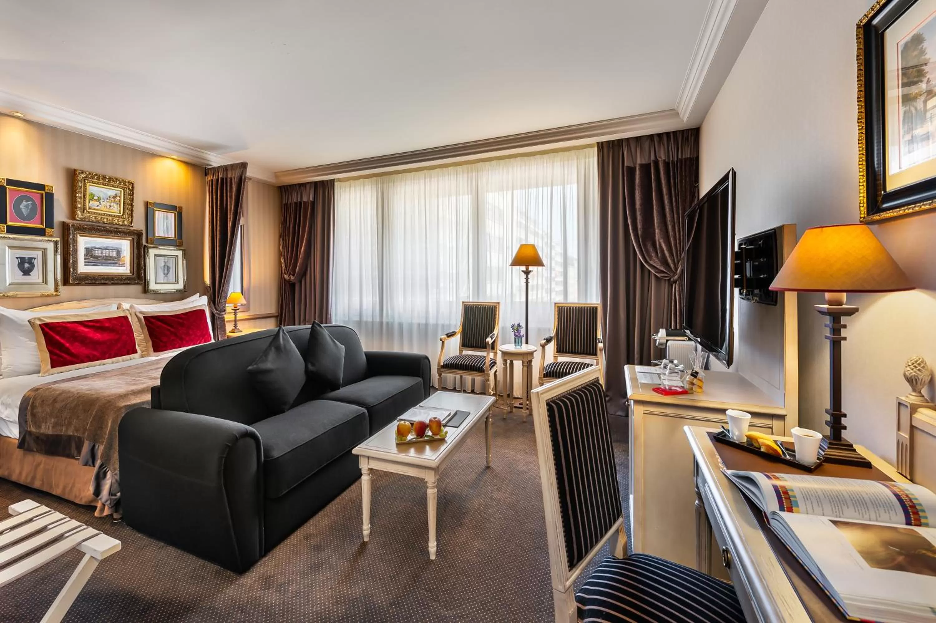 Family Executive Double Room  in Royal Manotel