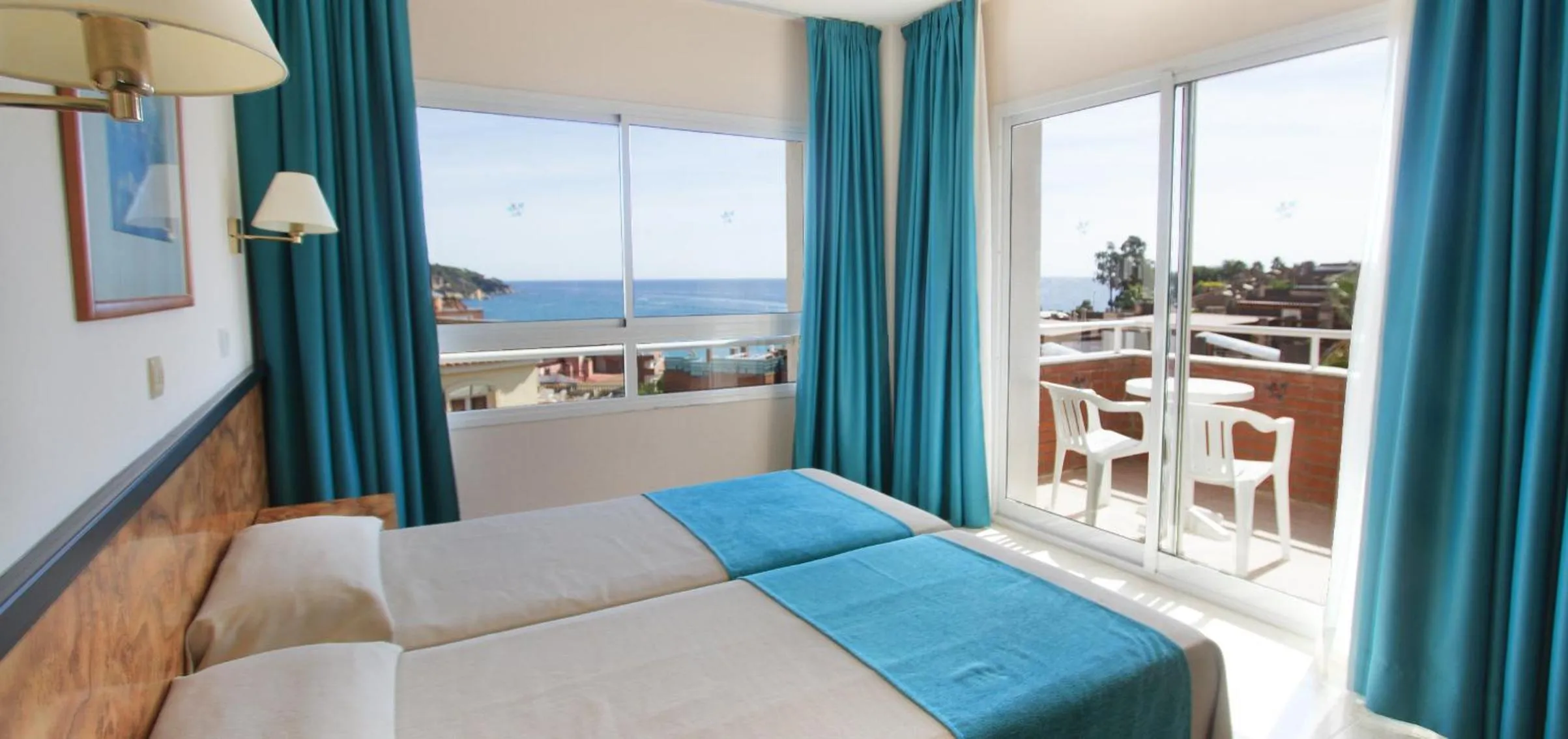 Single Room in Hotel Gran Garbi Mar & AquaSplash
