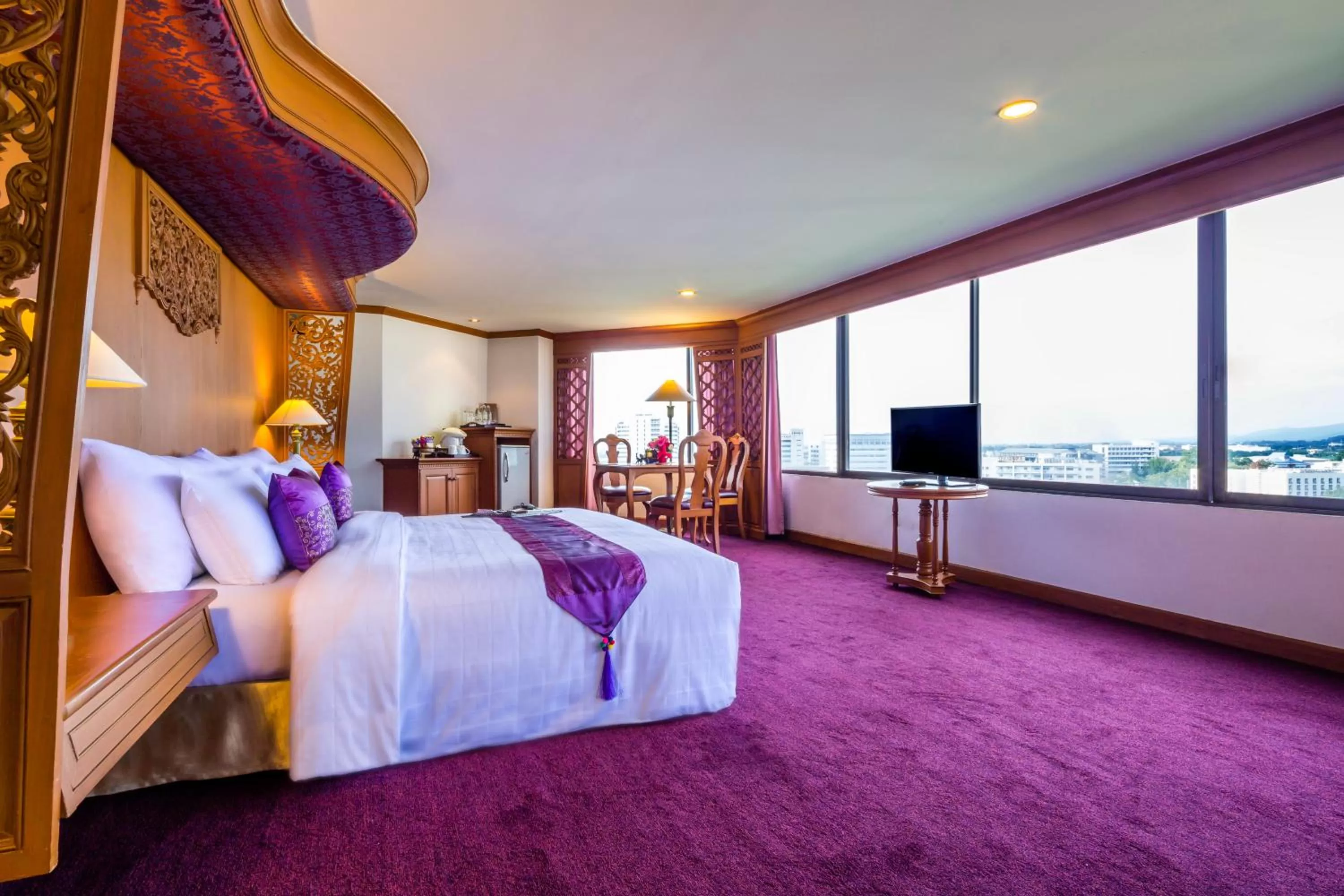 Junior Suite in Lotus Pang Suan Kaew Hotel