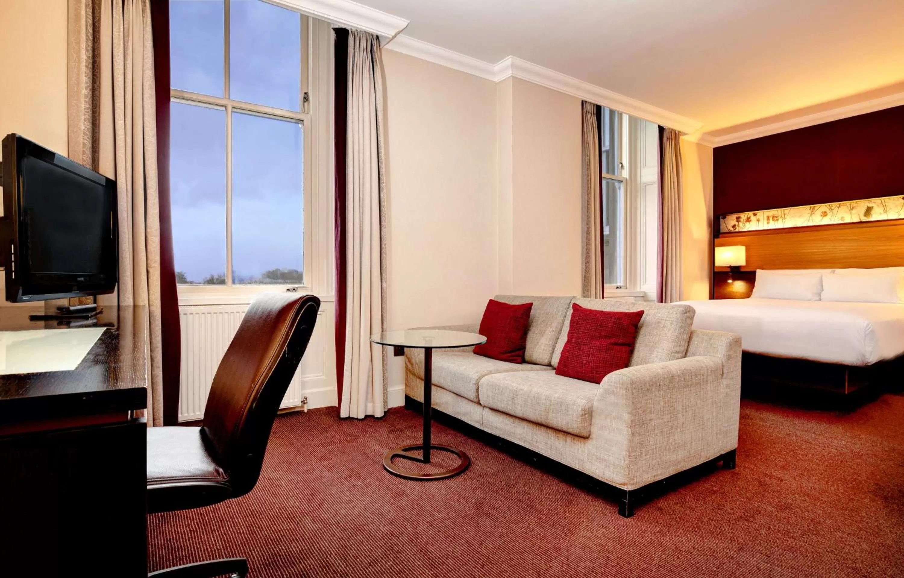 Family Room plus in DoubleTree by Hilton Dunblane Hydro Hotel