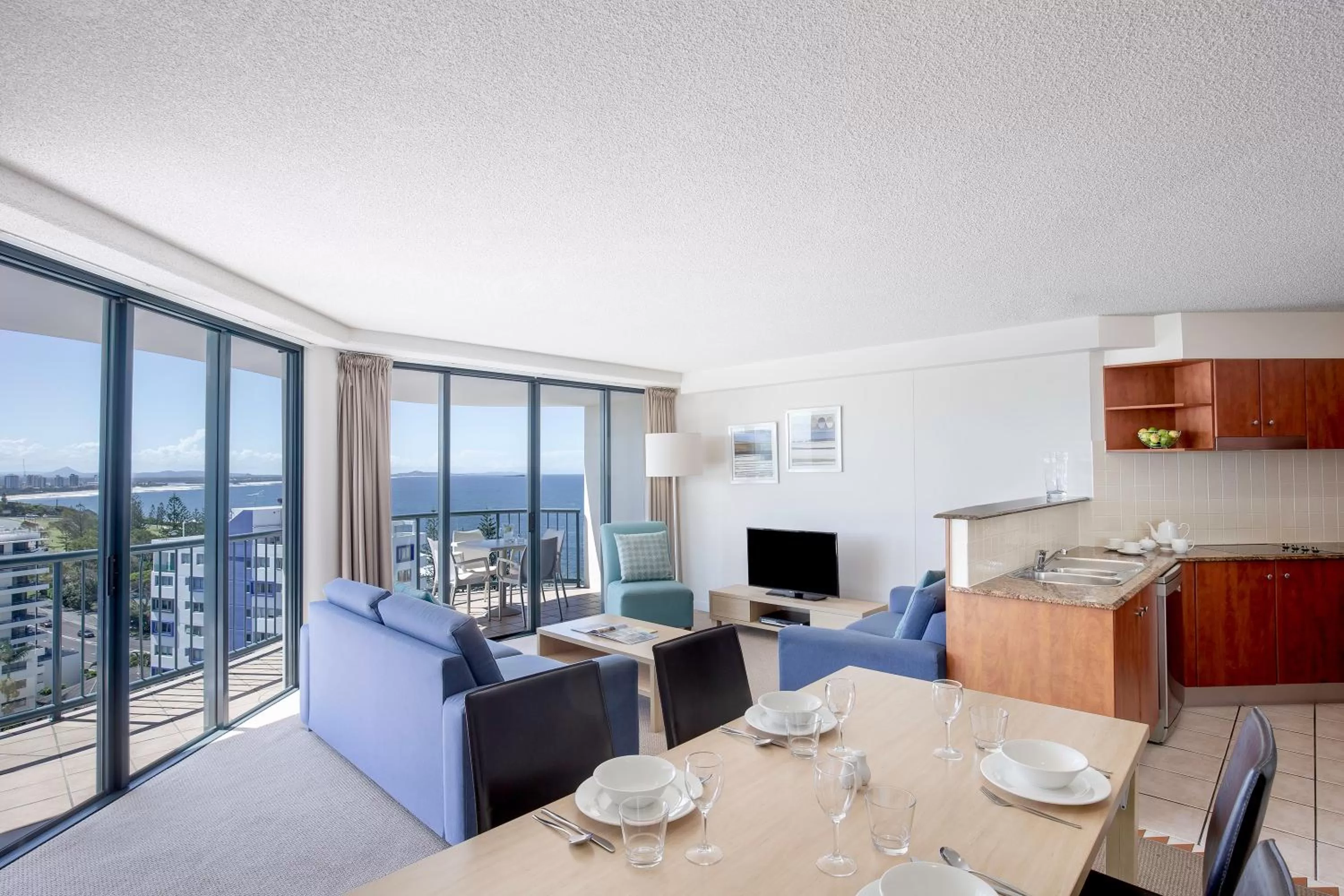 Three Bedroom Apartment in Mantra Mooloolaba Beach