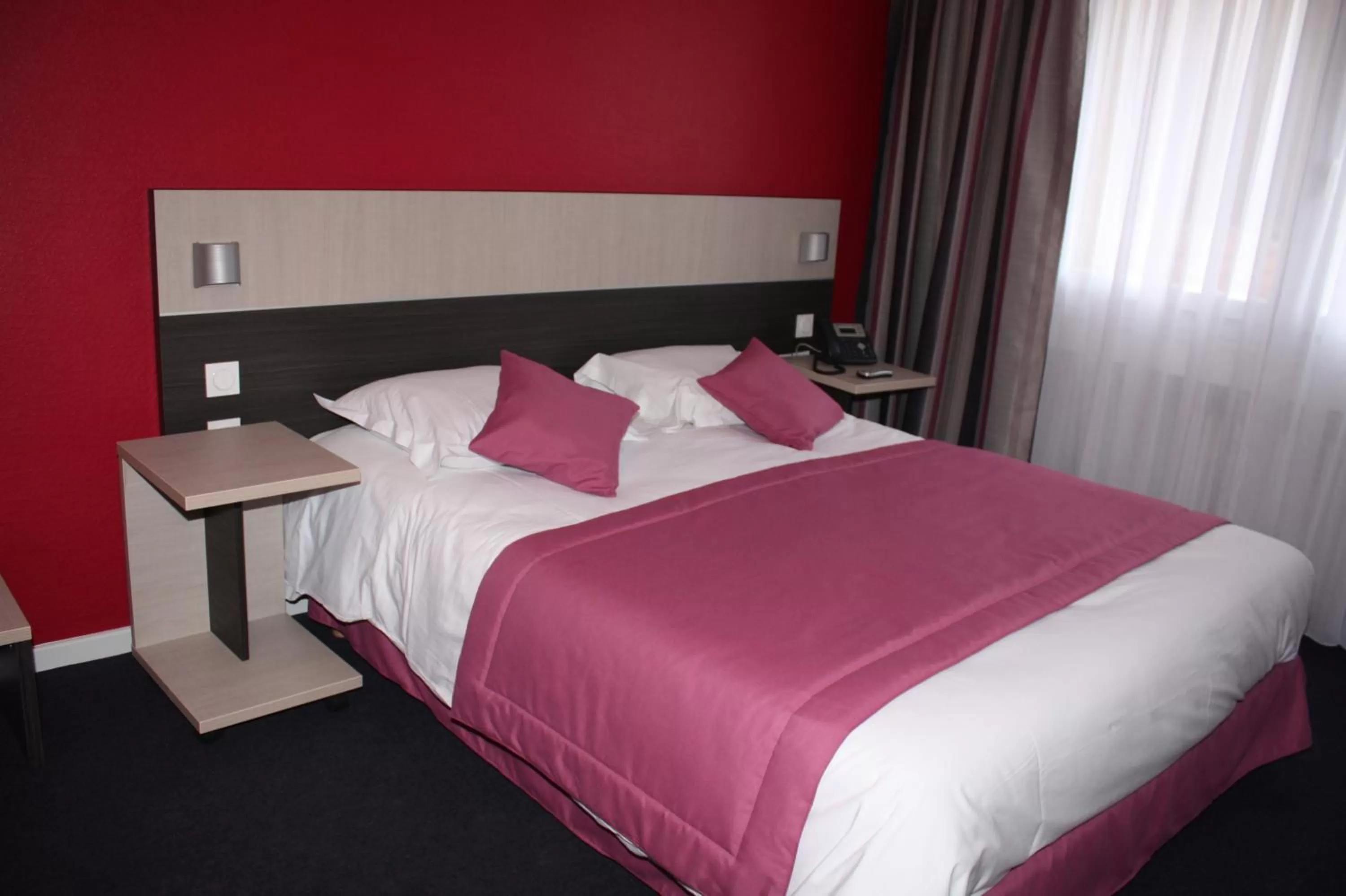 Superior Double Room in Logis Hôtel- Restaurant La Renaissance