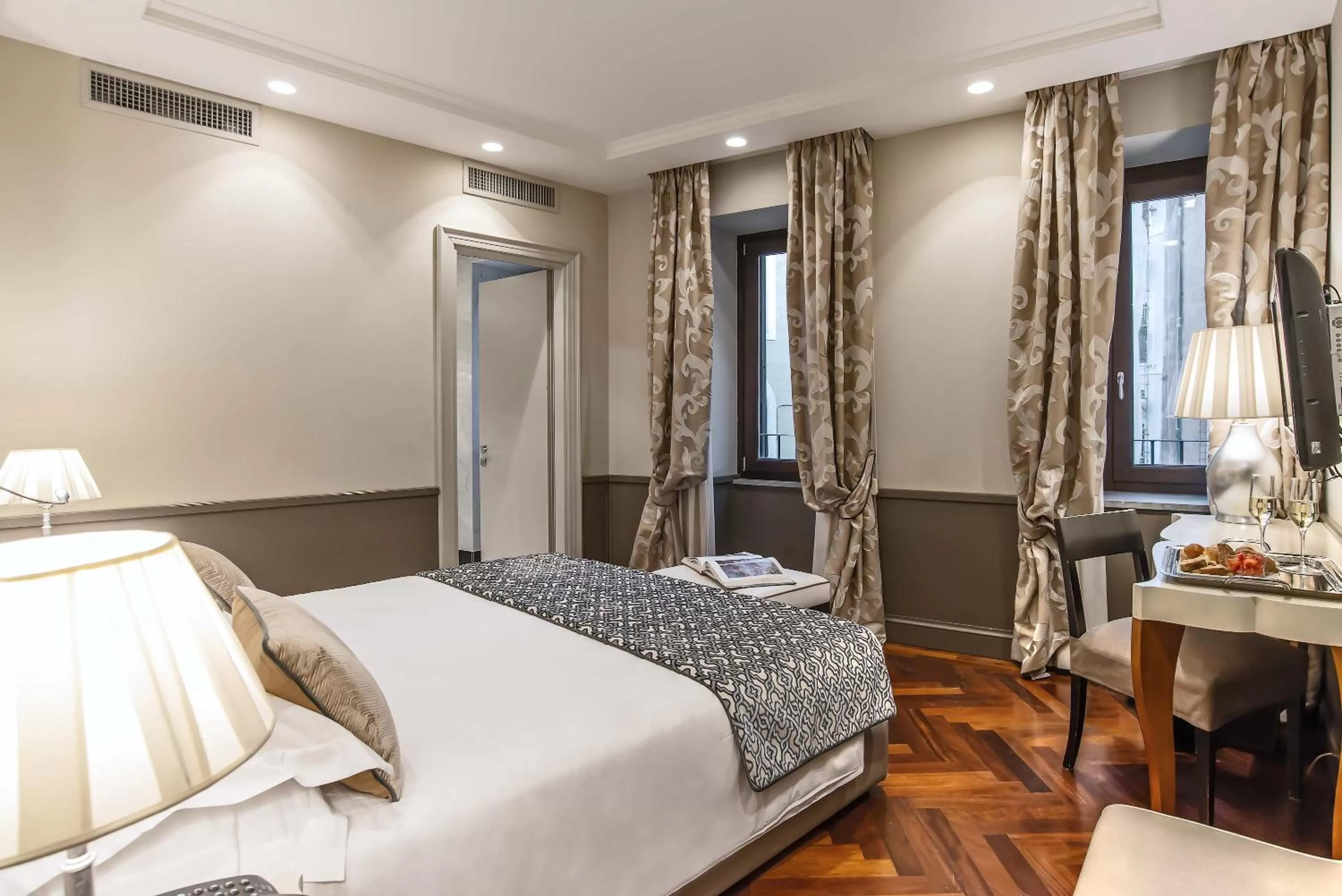 Superior Double Room in Hotel Lunetta