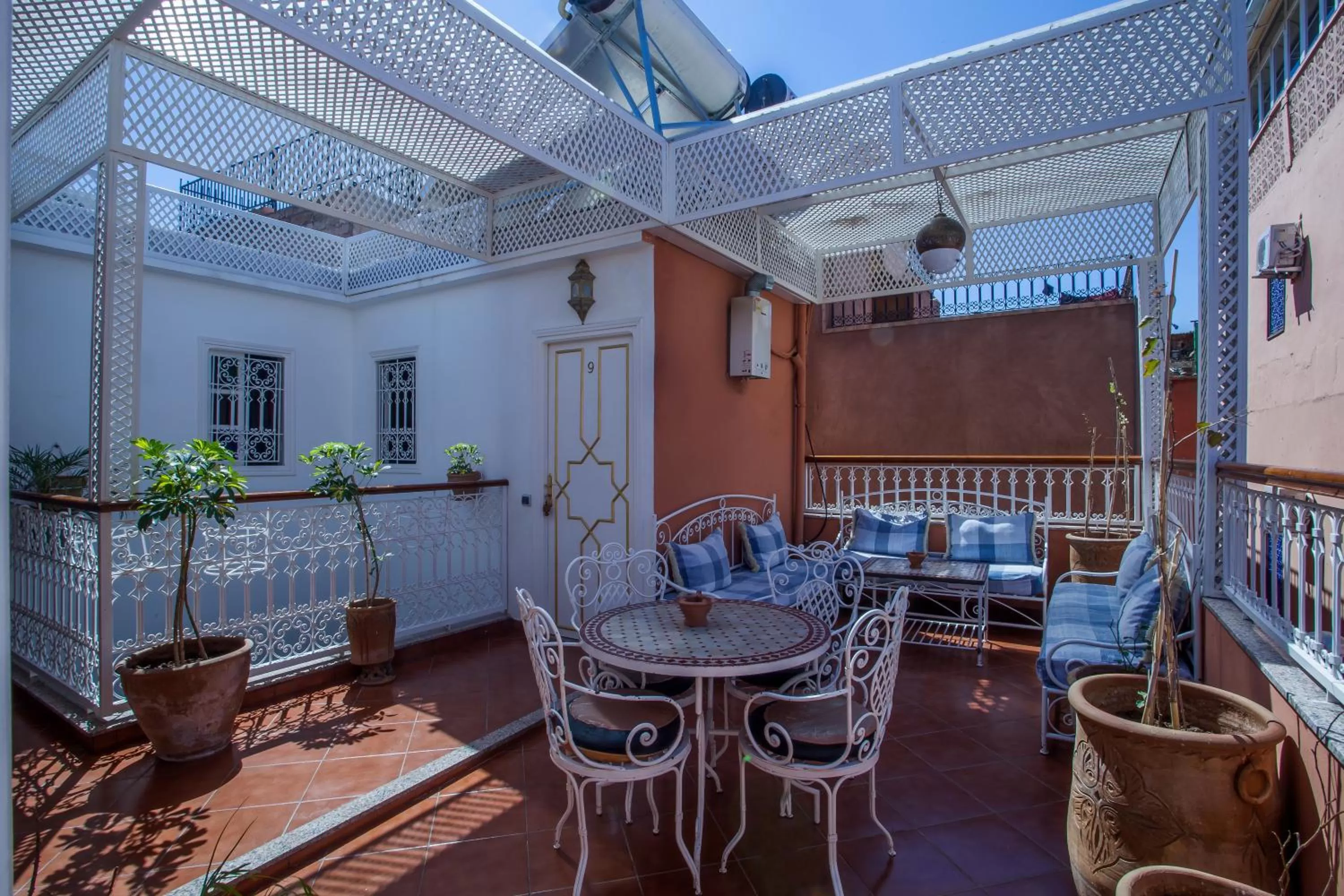 Standard Twin Room with Fan - single occupancy in Hotel Zitoune