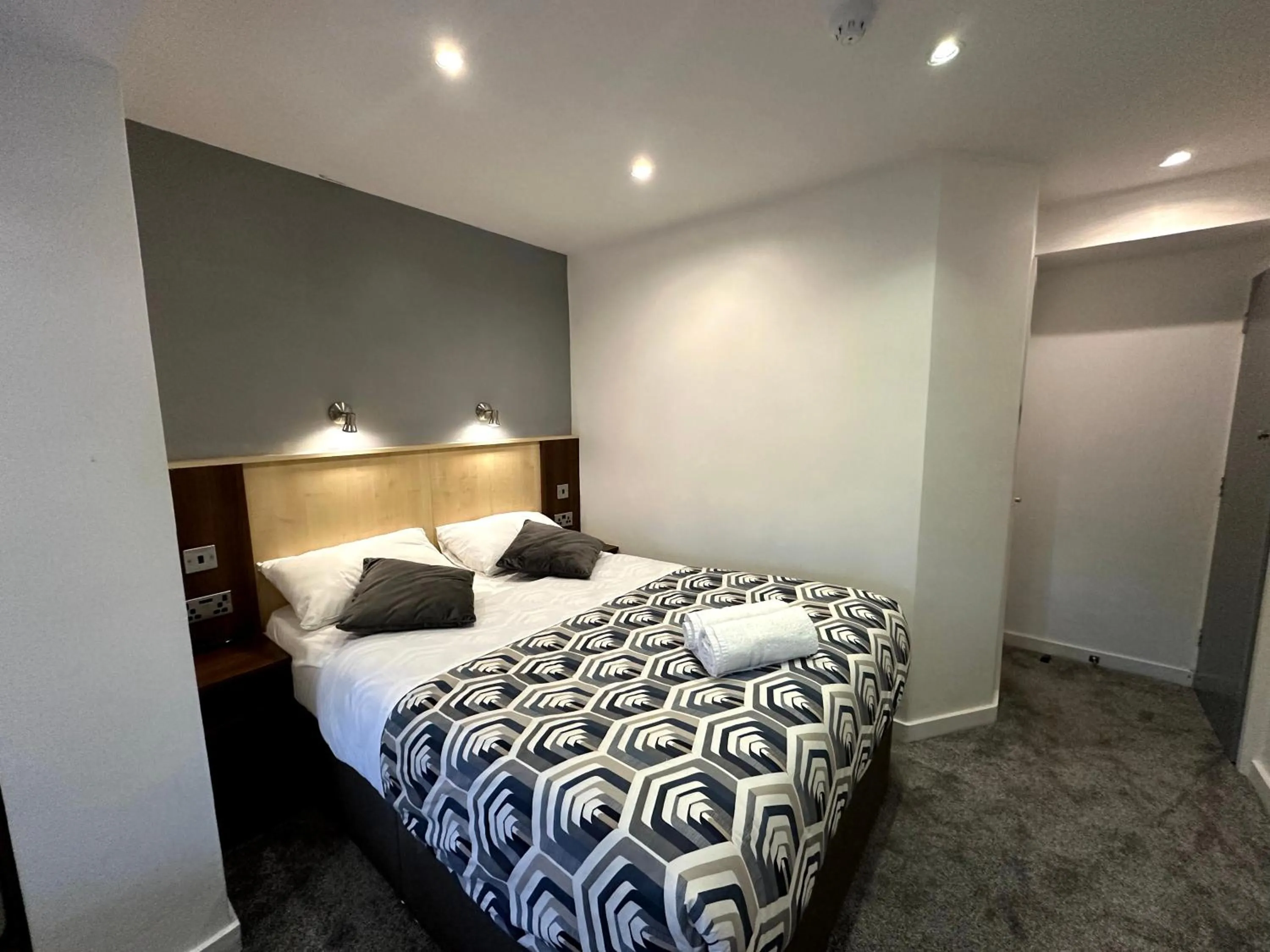 Double Room in Gainsborough Lodge