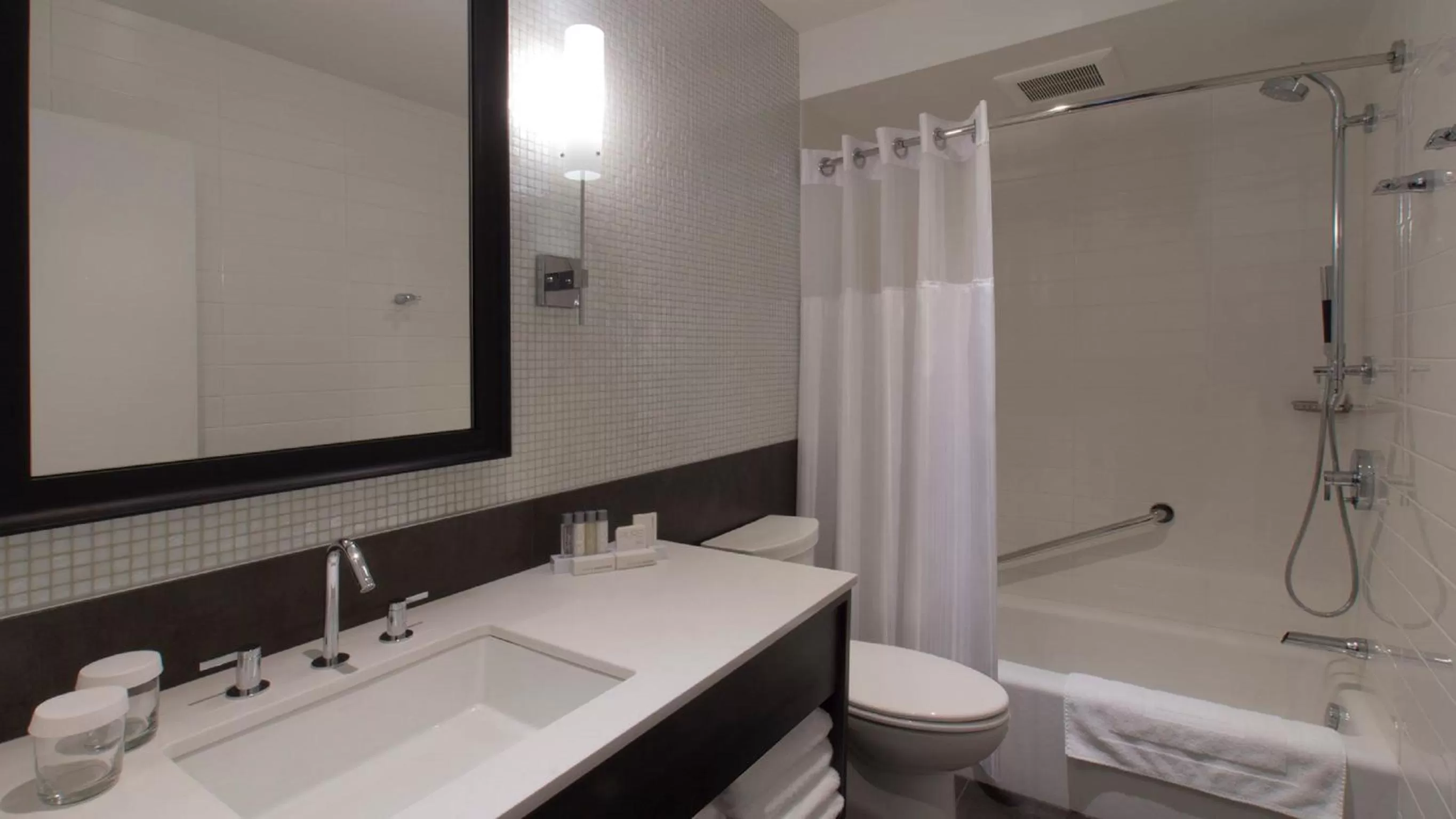 Superior Room in Hotel Manoir Victoria