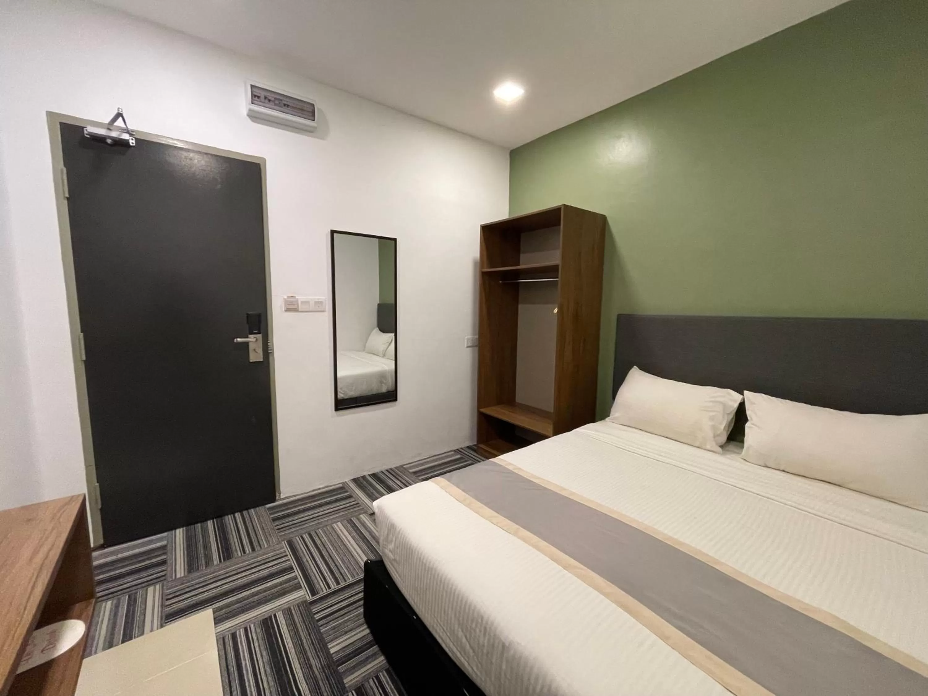 Standard Queen ( No Window ) in We Hotel Langkawi