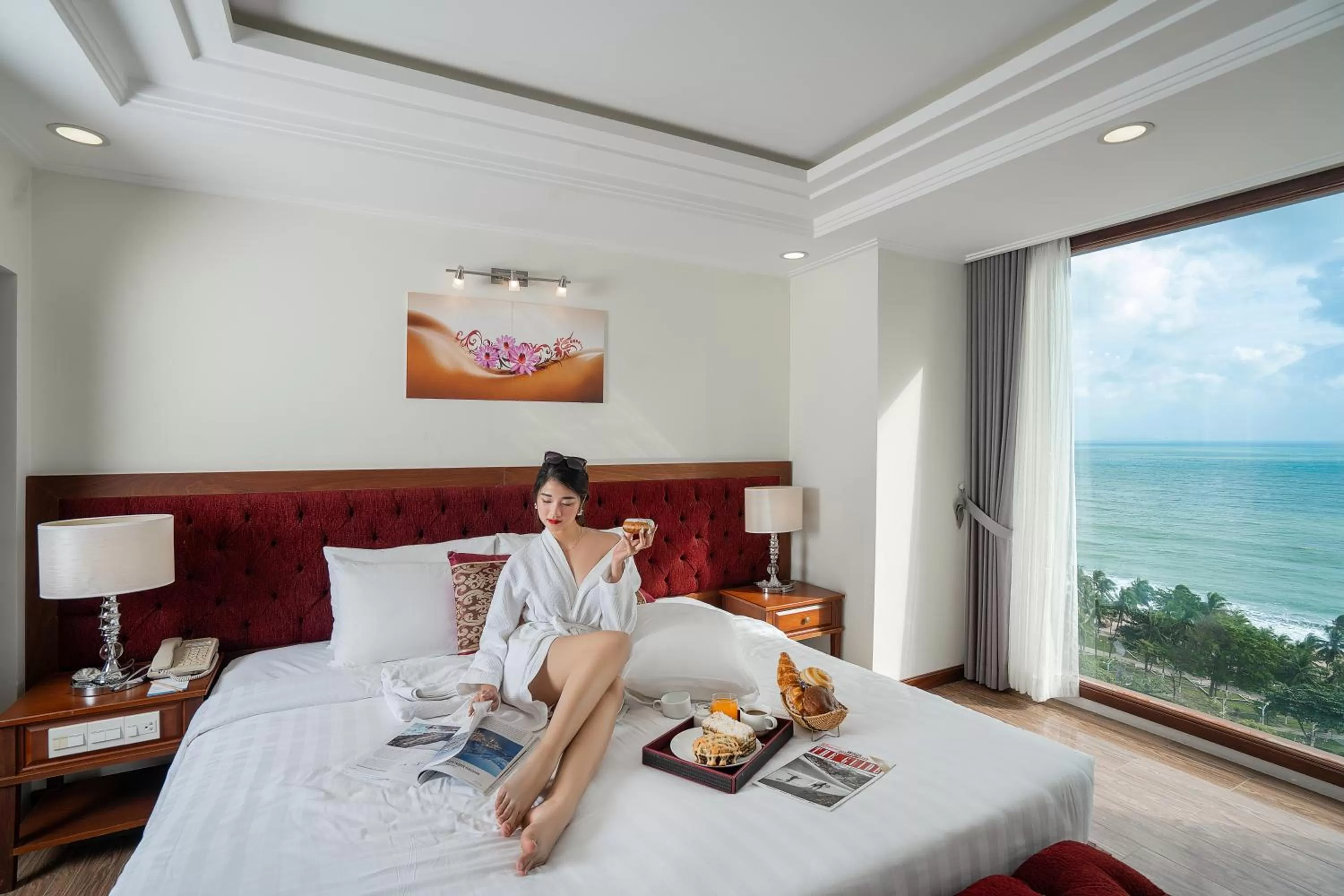 People, Bed in Apus Hotel
