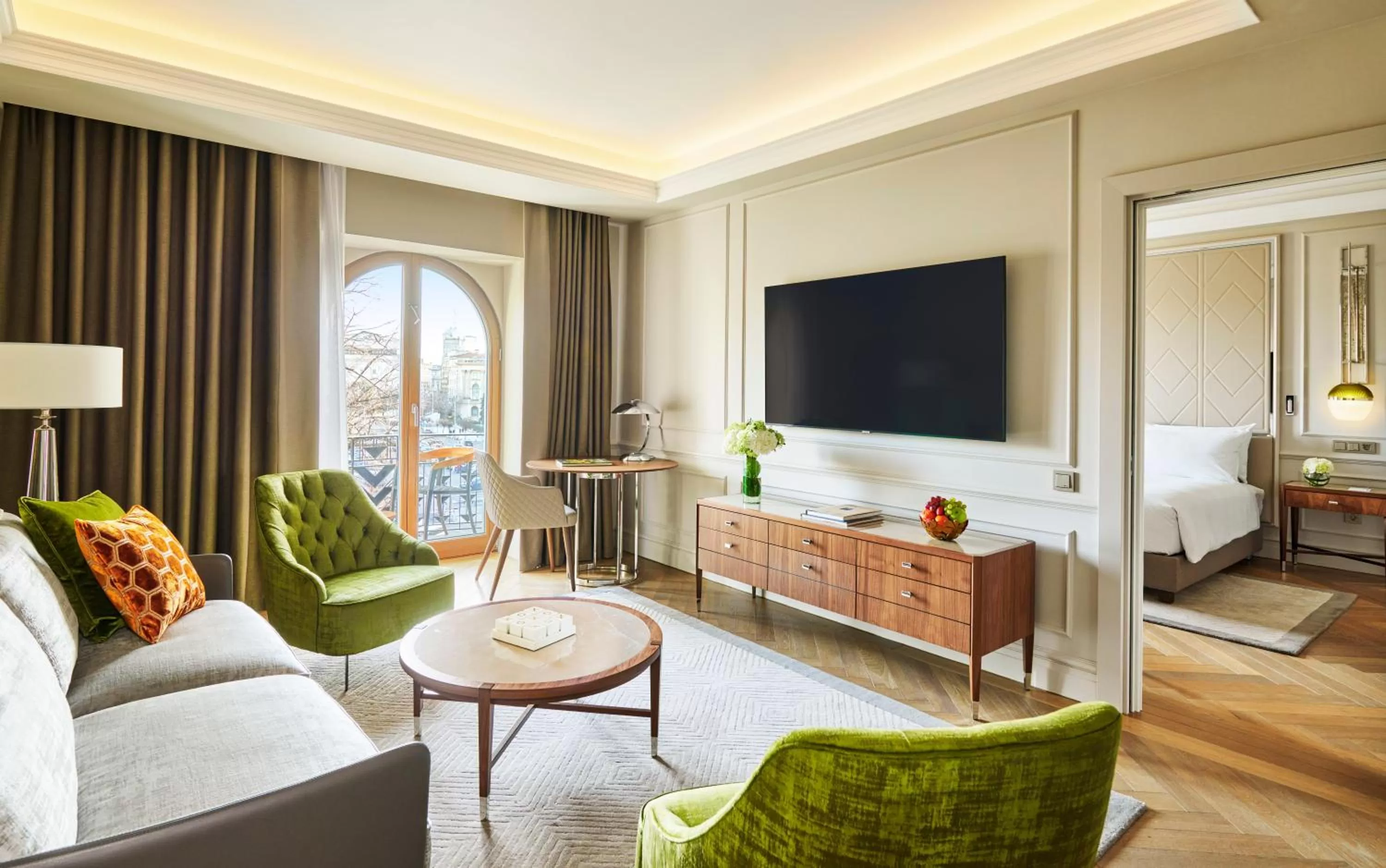 One-Bedroom King Suite with City View in InterContinental Athenee Palace Bucharest by IHG