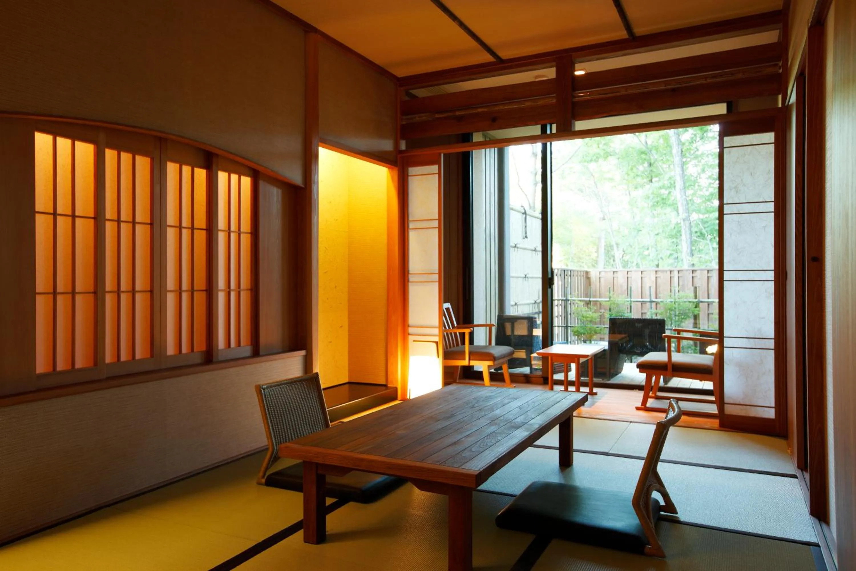 Deluxe Twin Room with Tatami Area and Open-Air Bath - Non-Smoking in Tokinoniwa