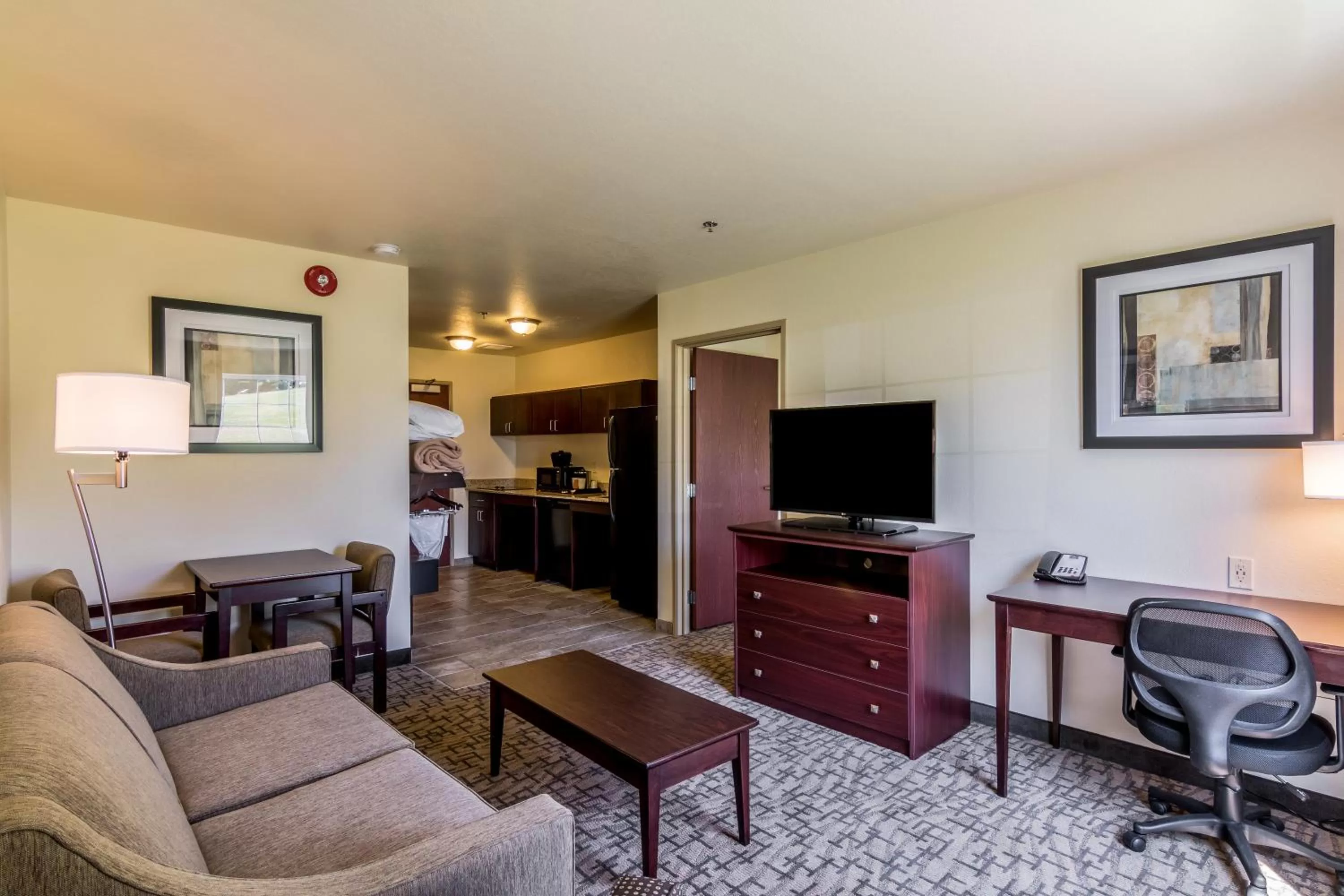 Family Room - Disability Access in Cobblestone Inn & Suites - Barron