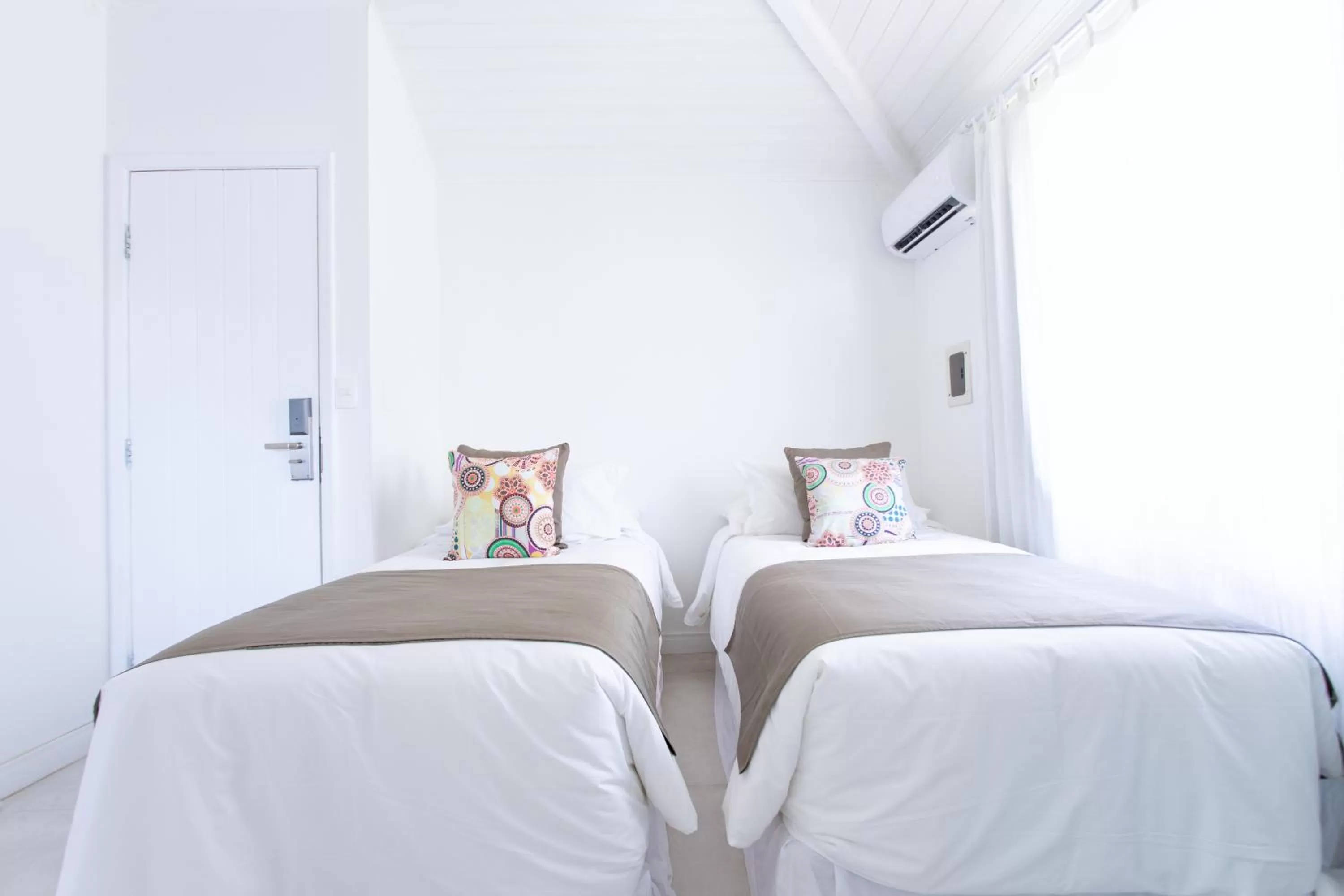 Suite in Jubarte Hotel by Insólito