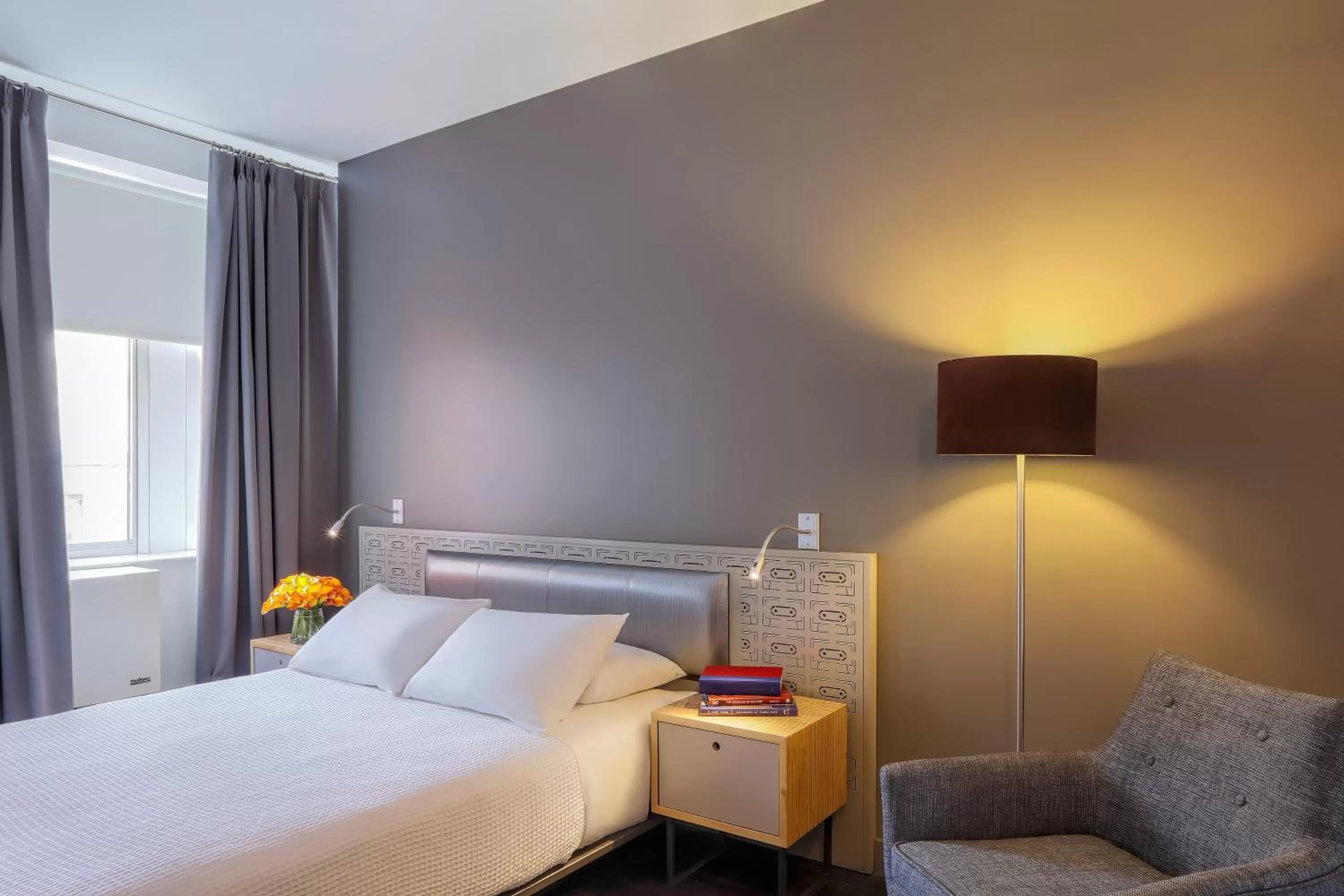  Mobility Accessible Queen Room with Roll-in Shower in NU Hotel